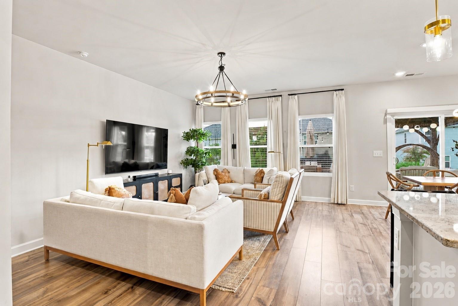 1047 Clementine Road Property Photo 10