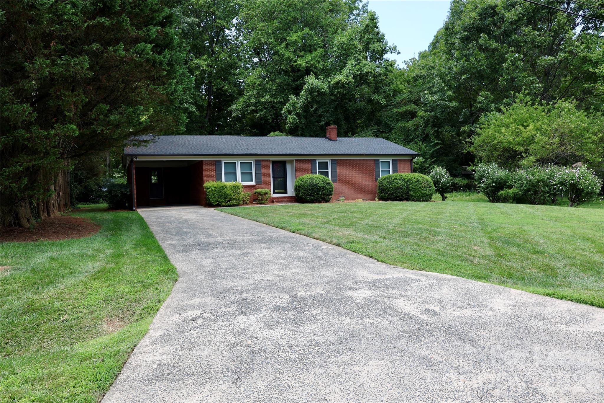 103 Abingdon Circle Property Photo 2