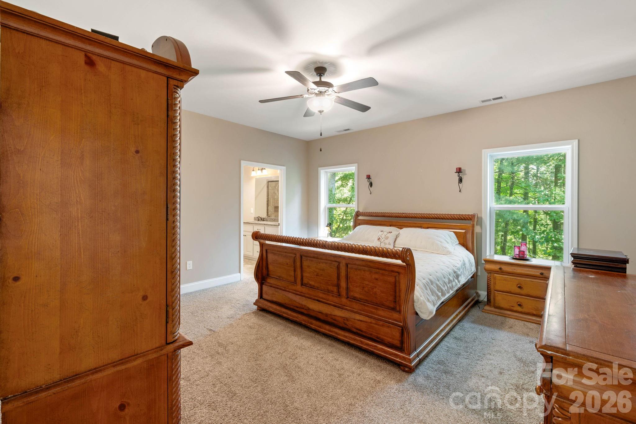 72 Summer Shade Court Property Photo 13