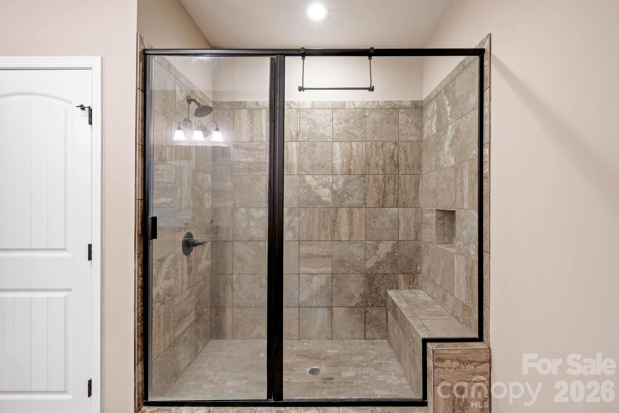 72 Summer Shade Court Property Photo 17