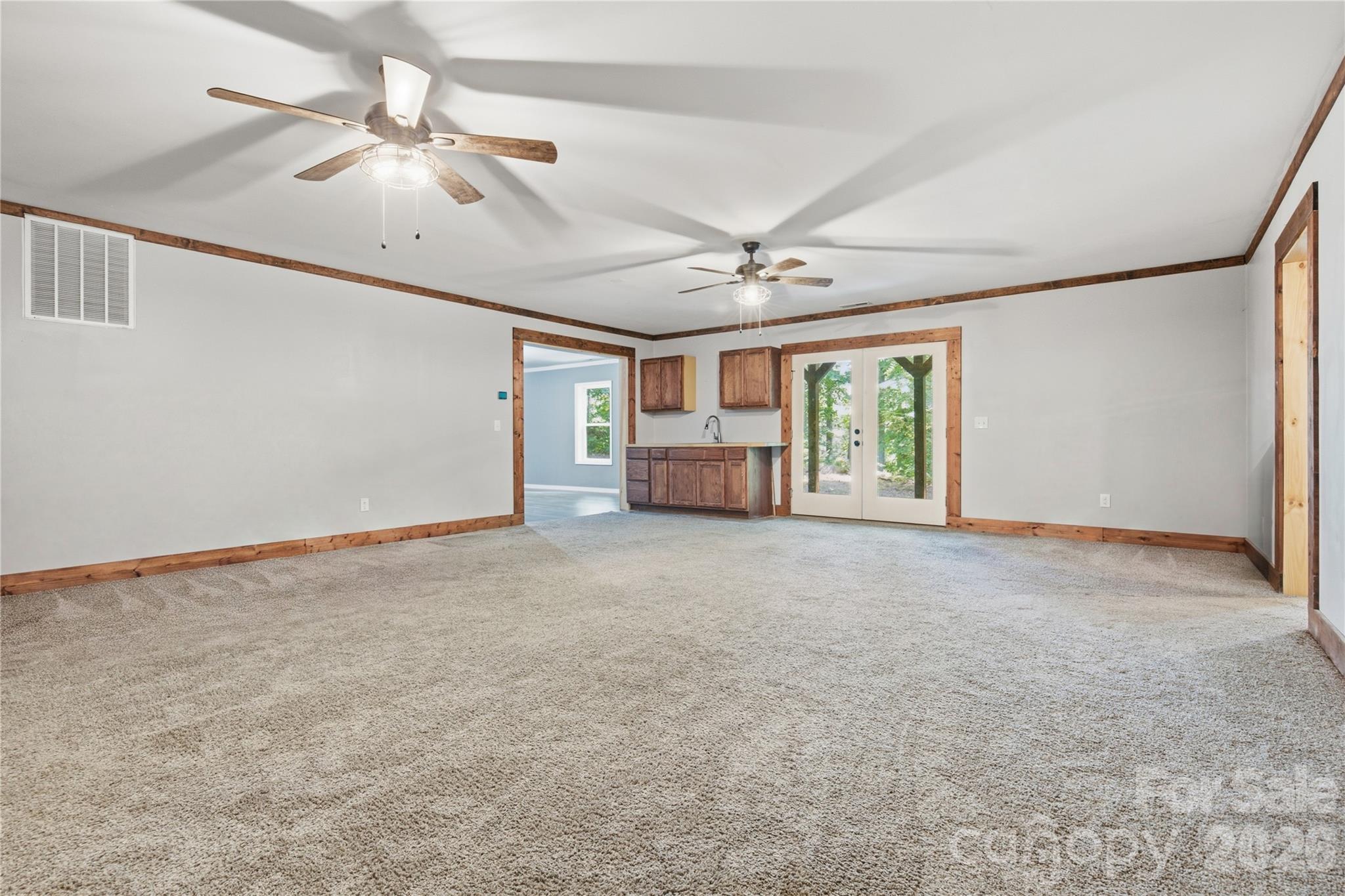 72 Summer Shade Court Property Photo 19