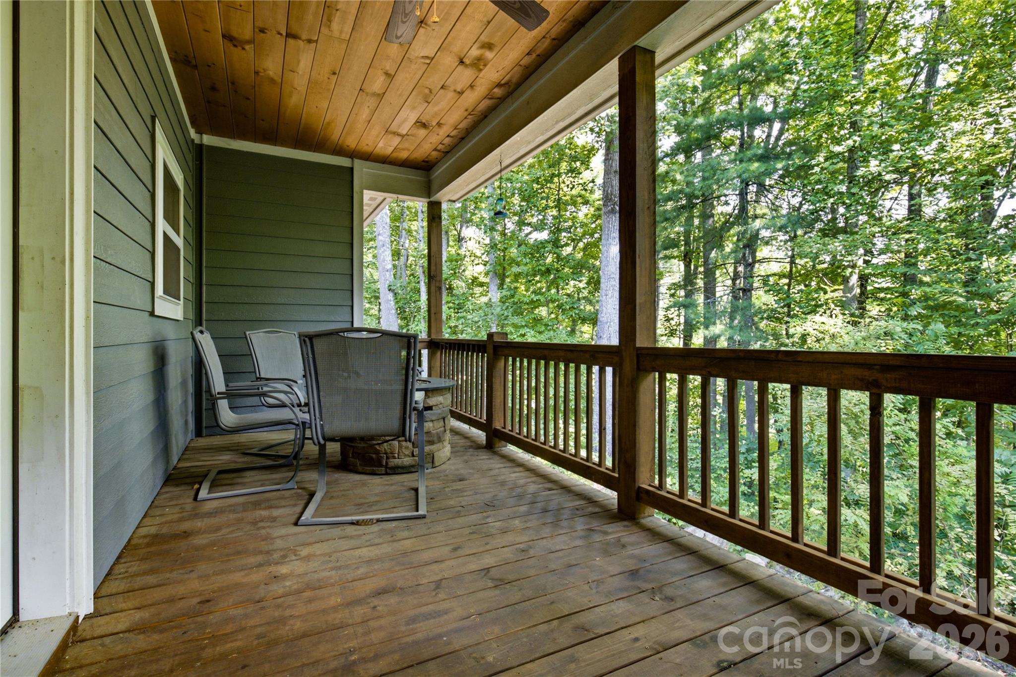 72 Summer Shade Court Property Photo 25