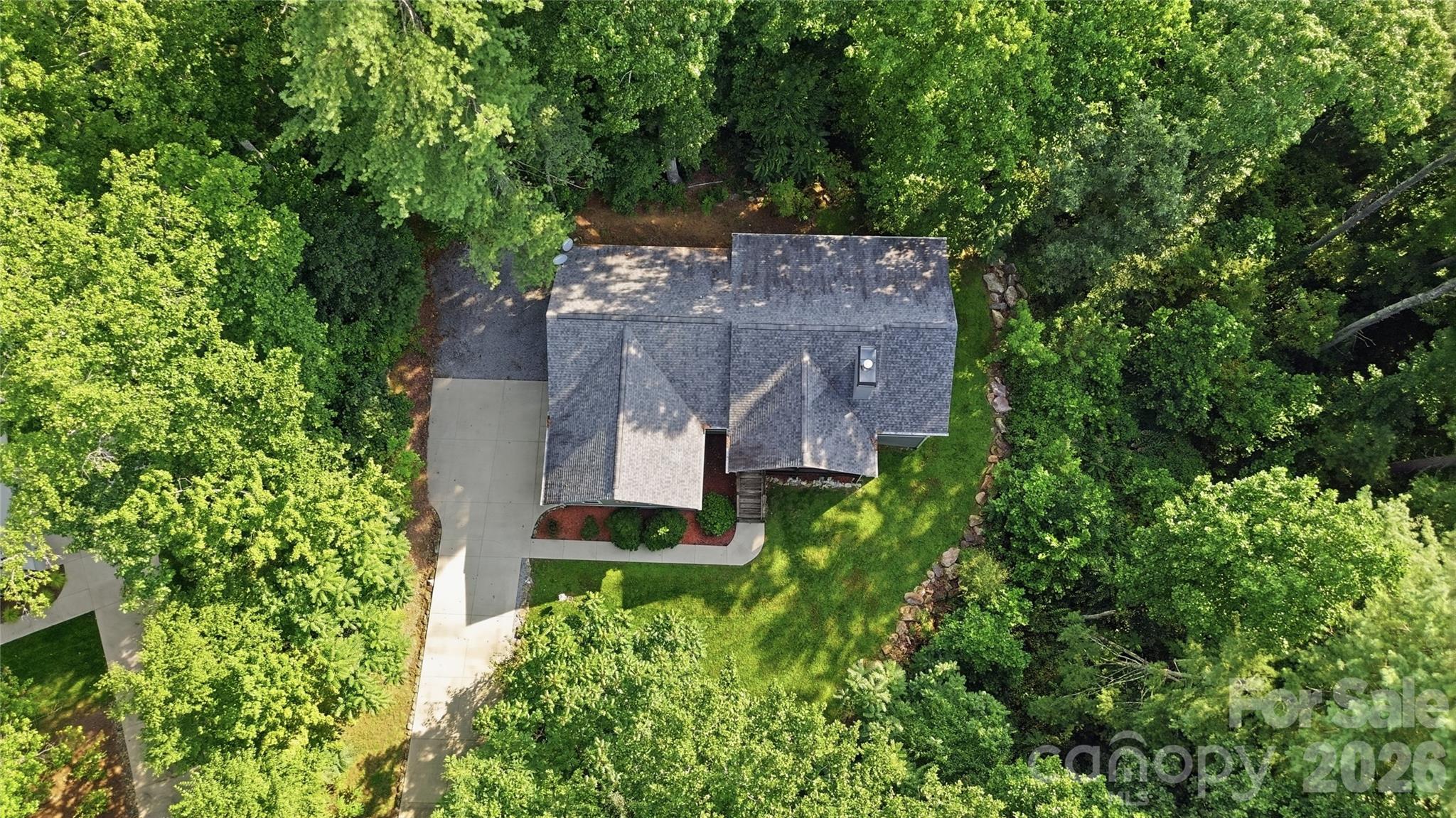 72 Summer Shade Court Property Photo 33