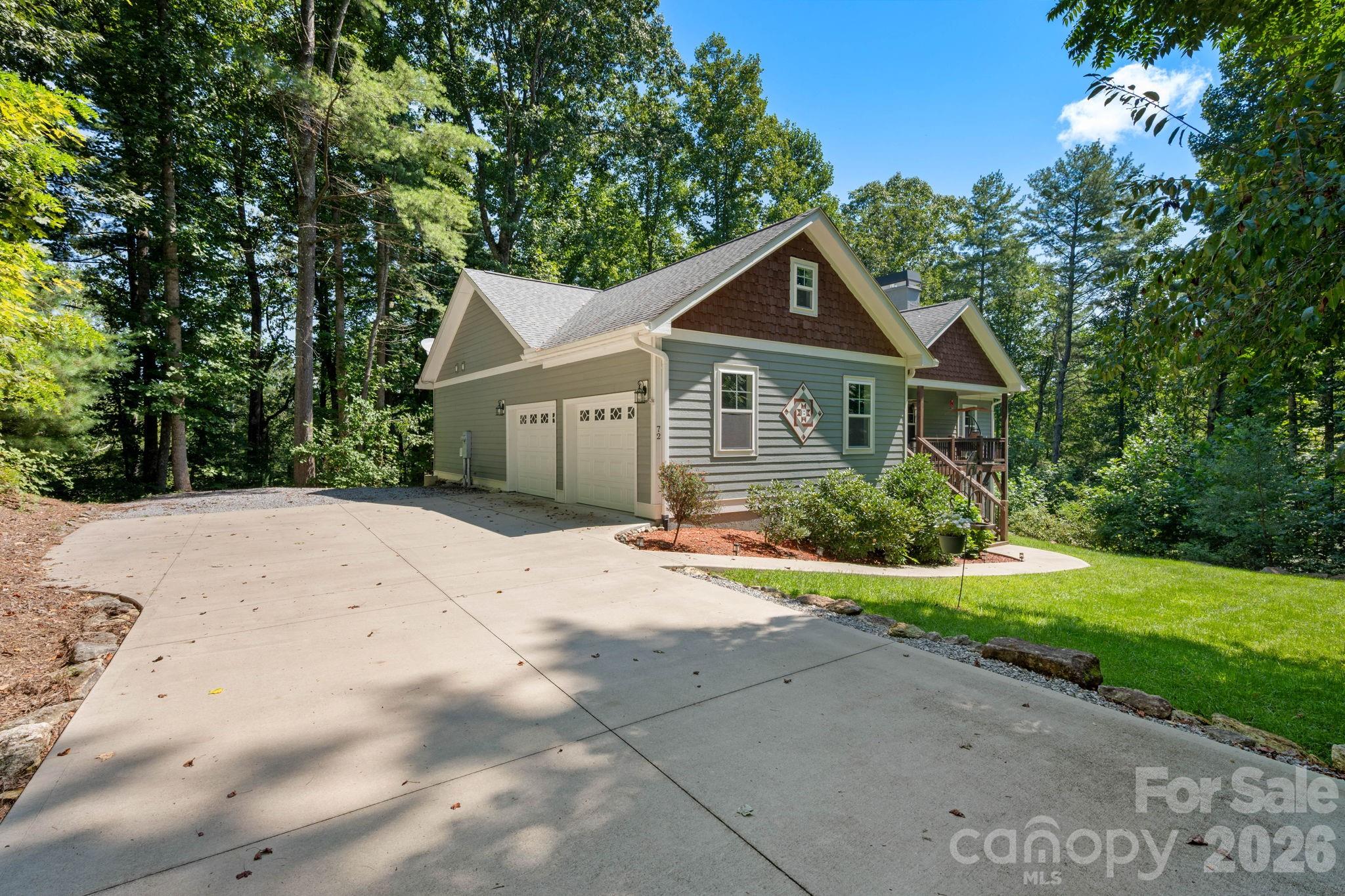 72 Summer Shade Court Property Photo 35