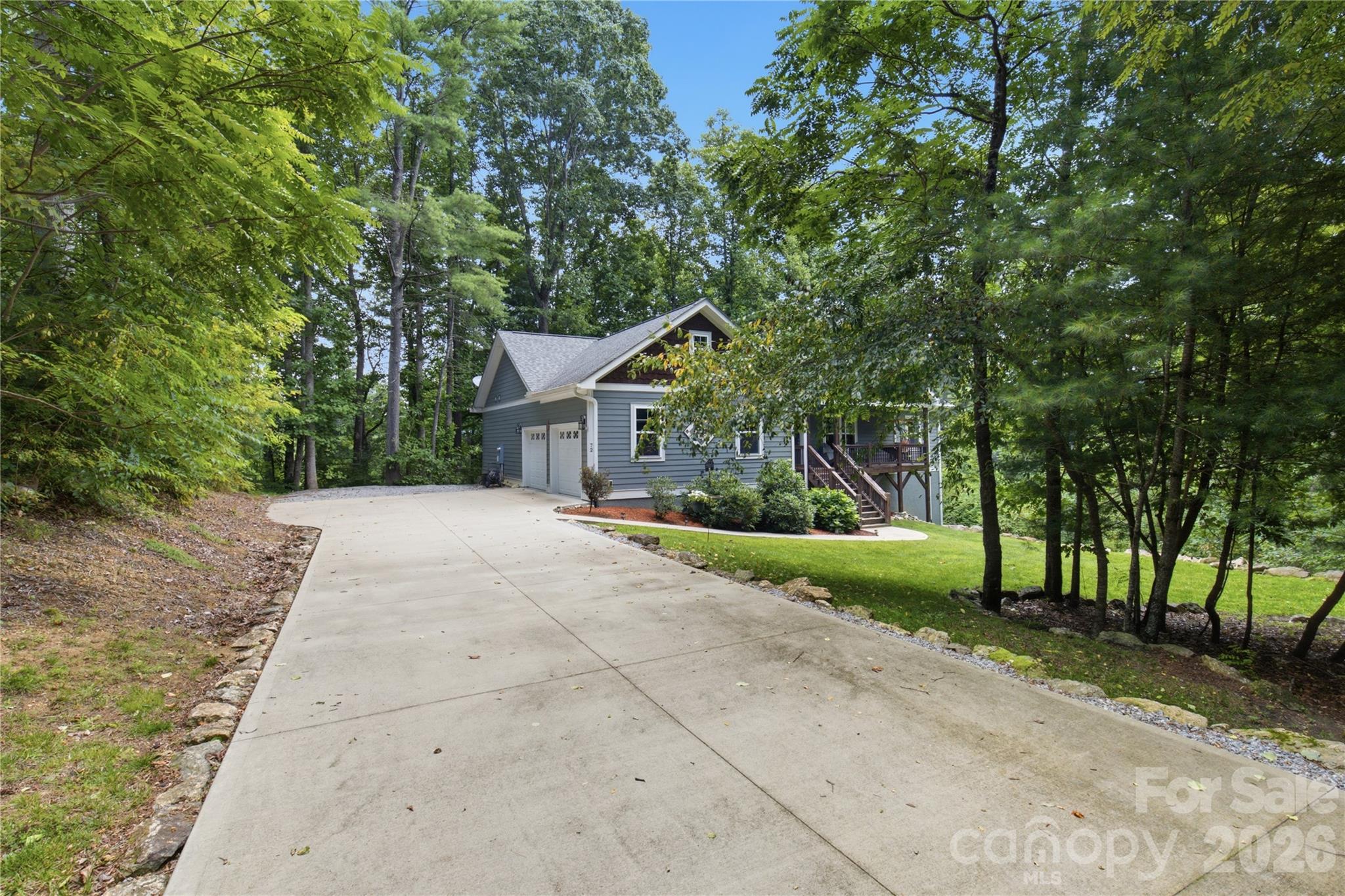 72 Summer Shade Court Property Photo 38