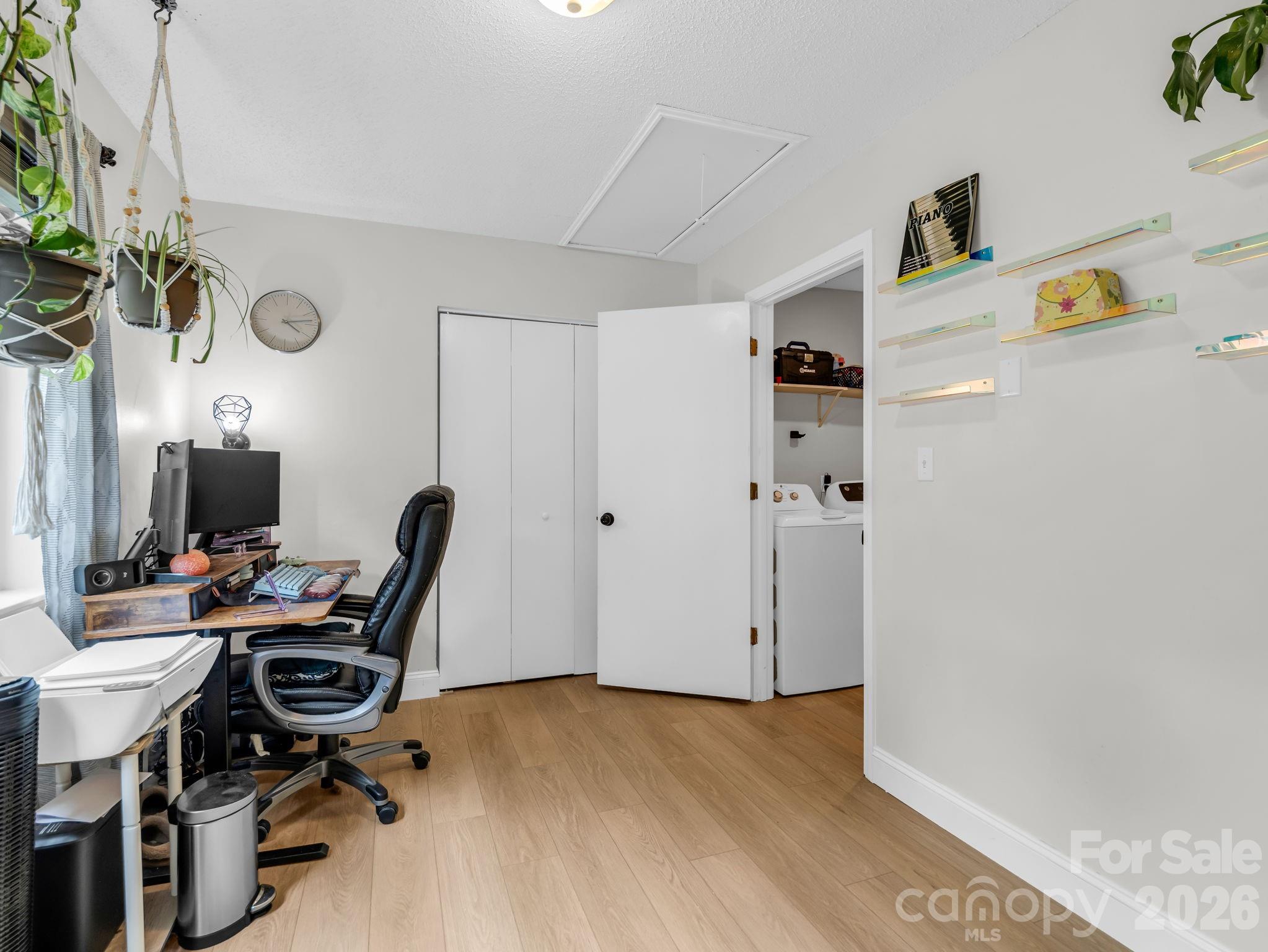 7 Woodlands Drive Property Photo 15