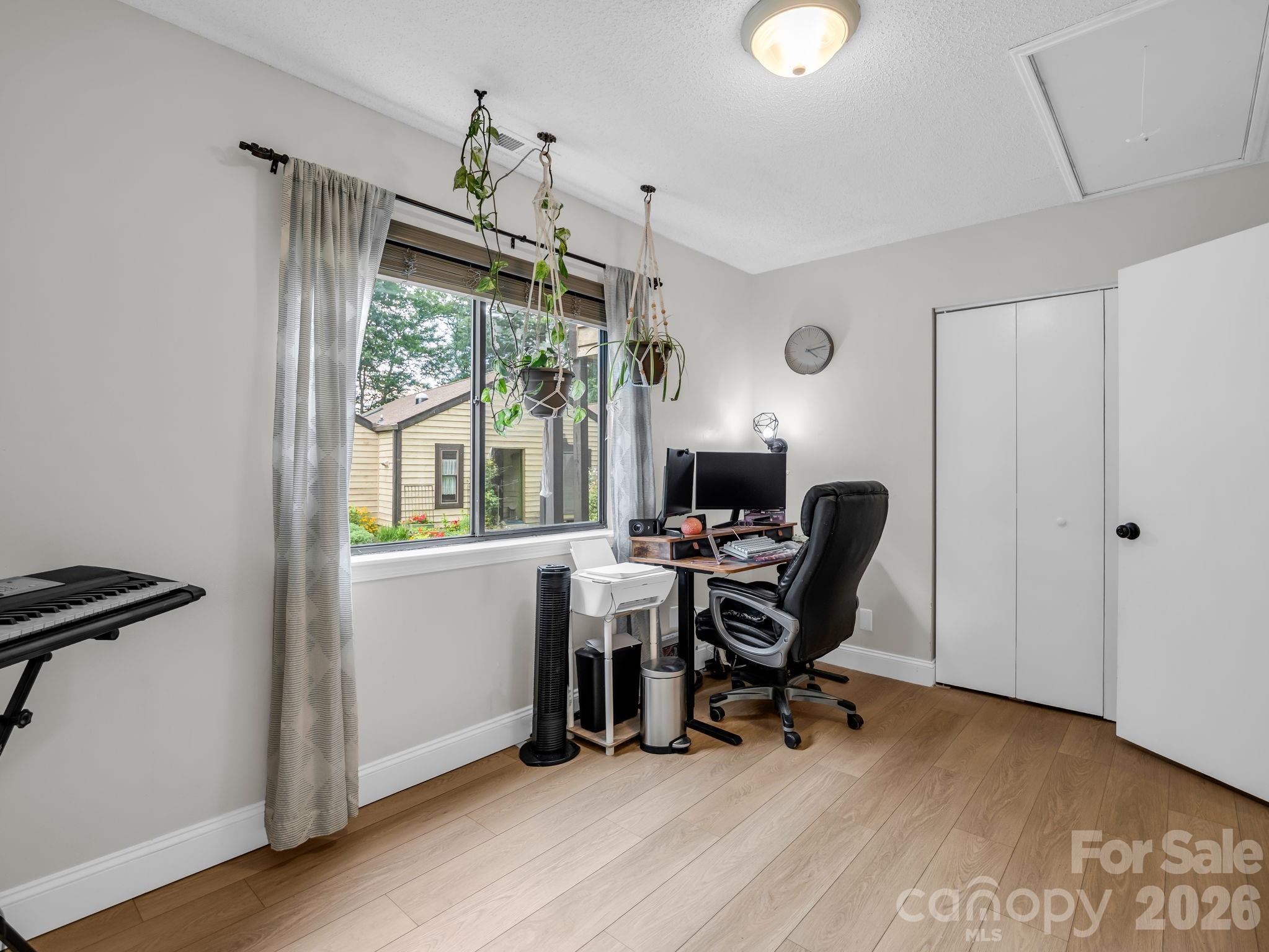 7 Woodlands Drive Property Photo 17