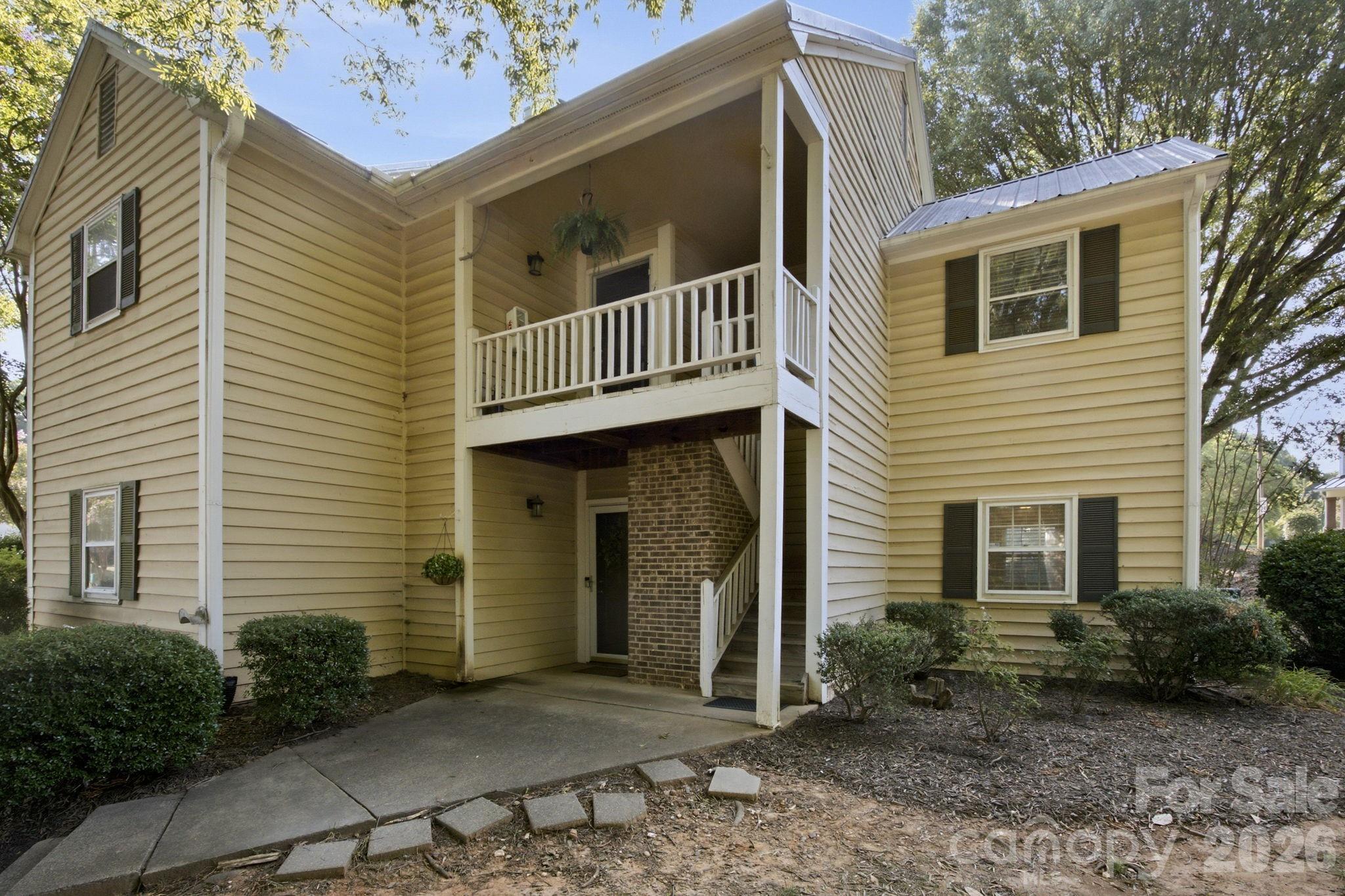 3200 Selwyn Farms Lane 1 Property Photo 2