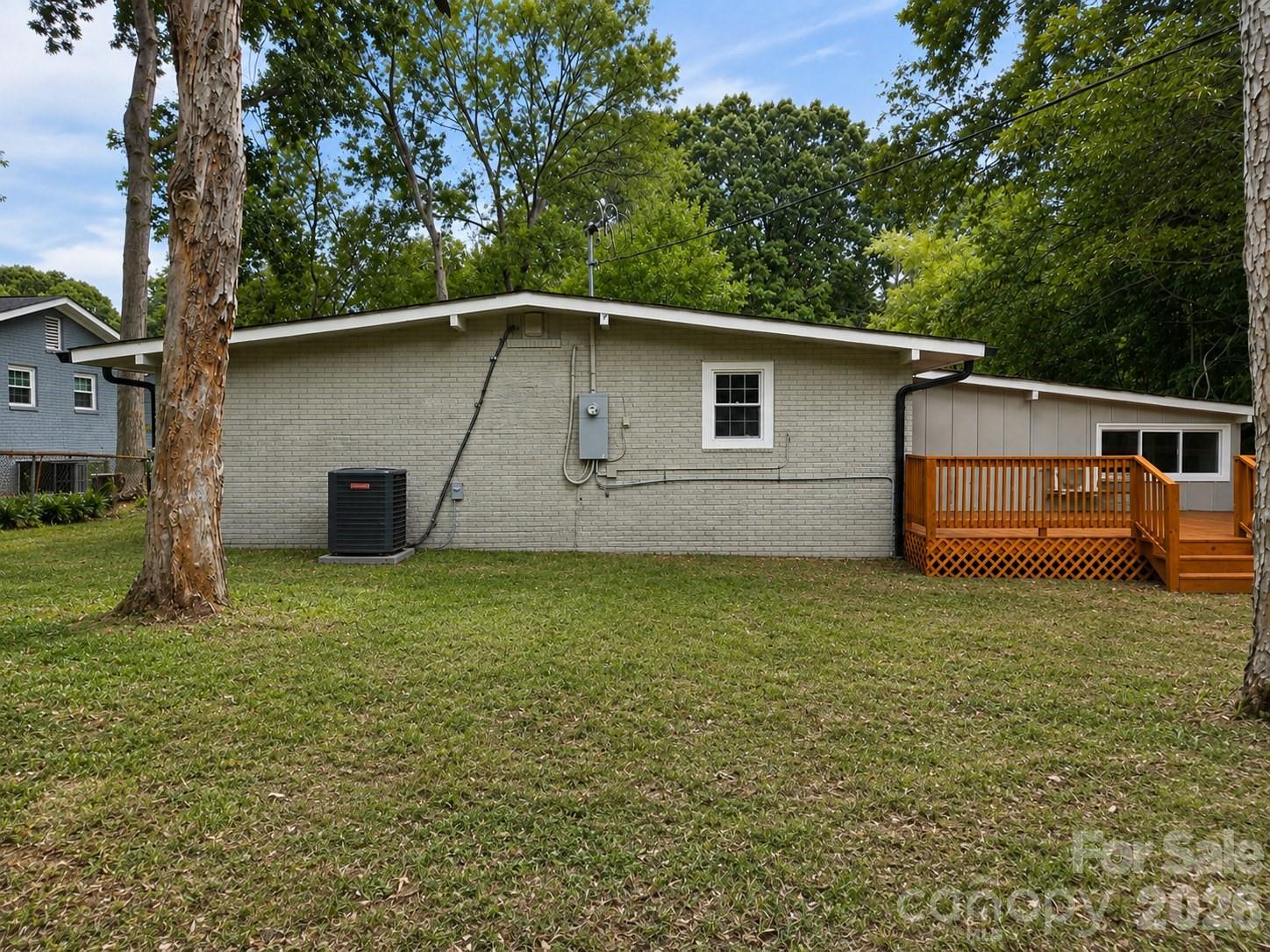 3533 Stonehaven Drive Property Photo 6