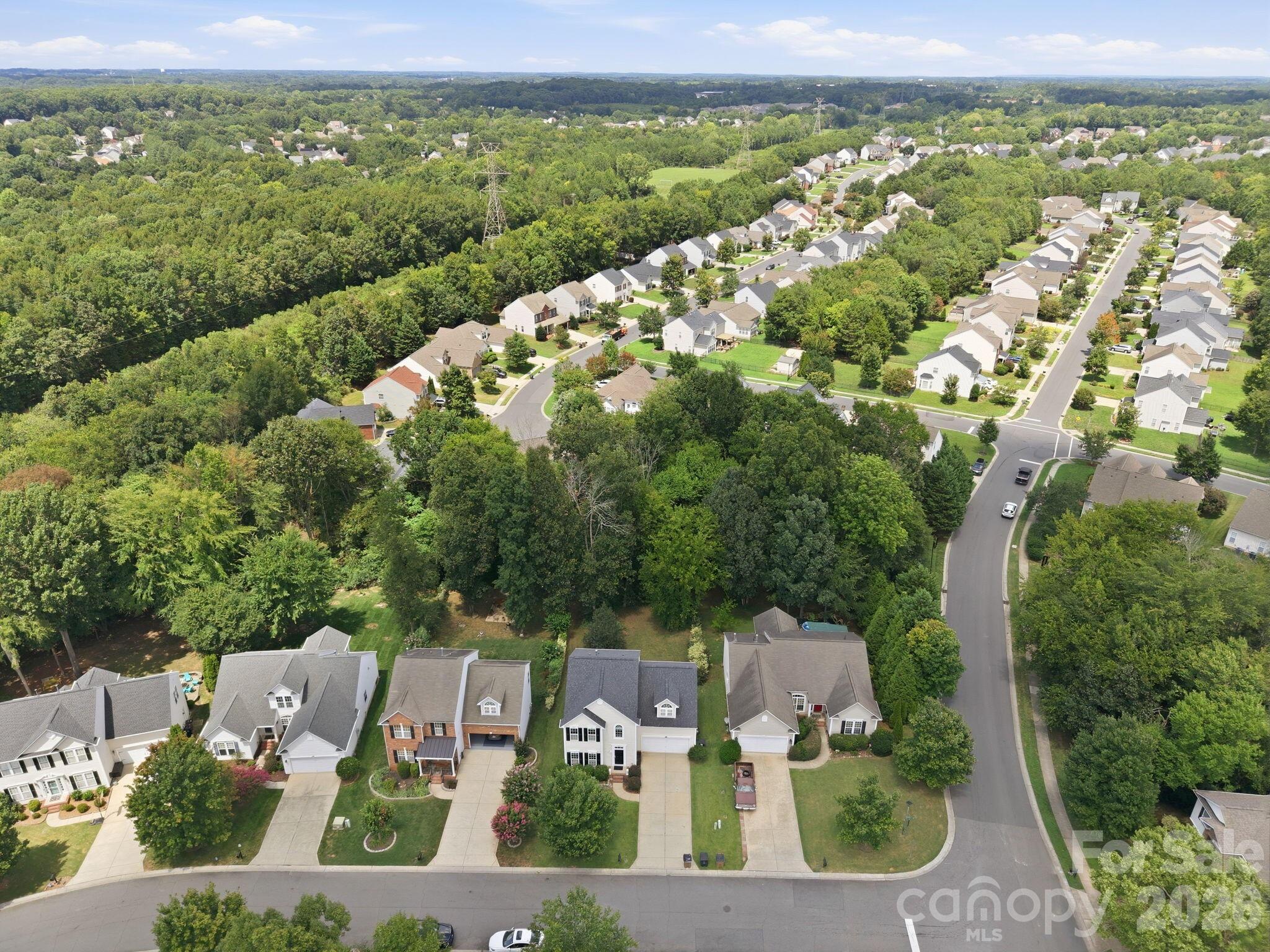 1002 Canopy Drive Property Photo 4