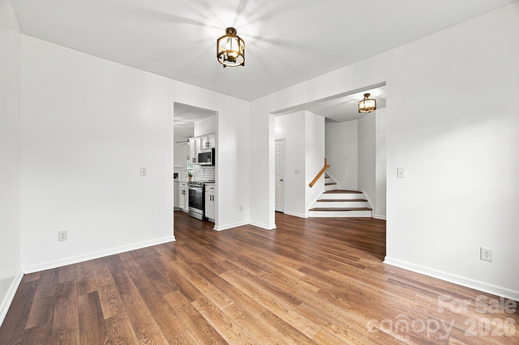 1002 Canopy Drive Property Photo 11