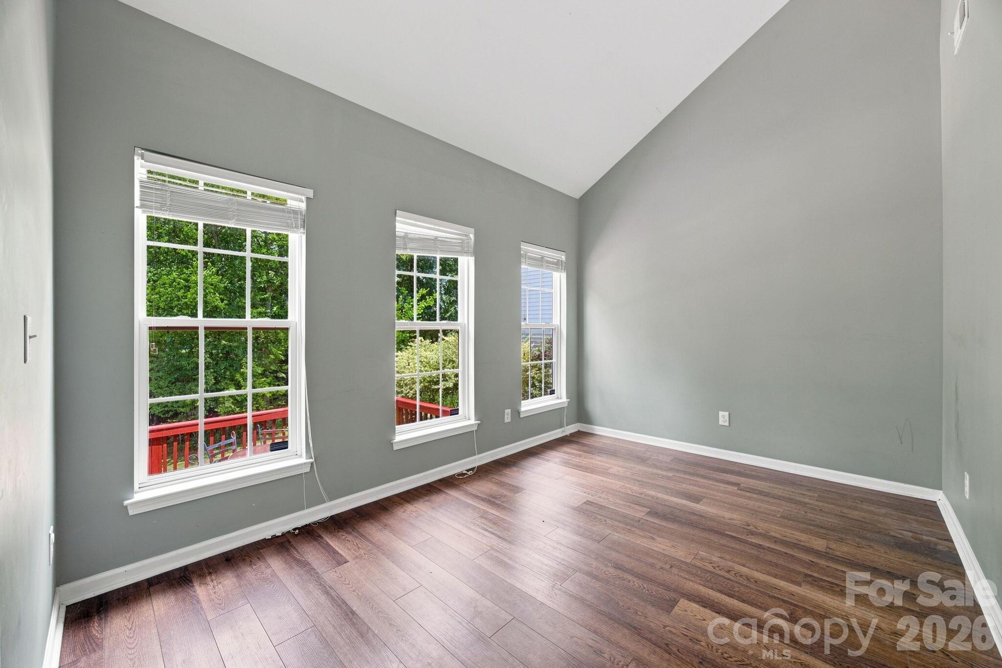 1002 Canopy Drive Property Photo 21