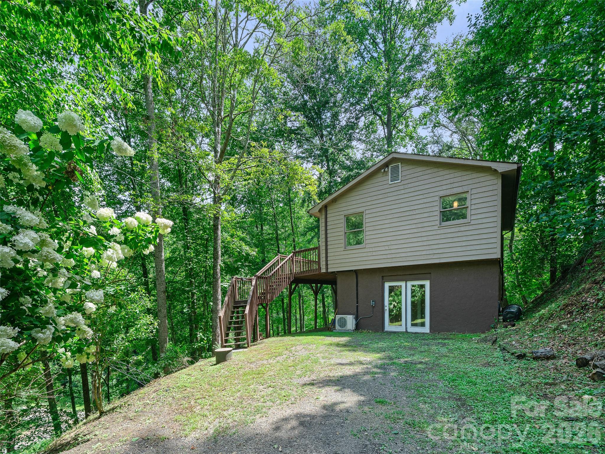 9851 Double Island Road Property Photo 1