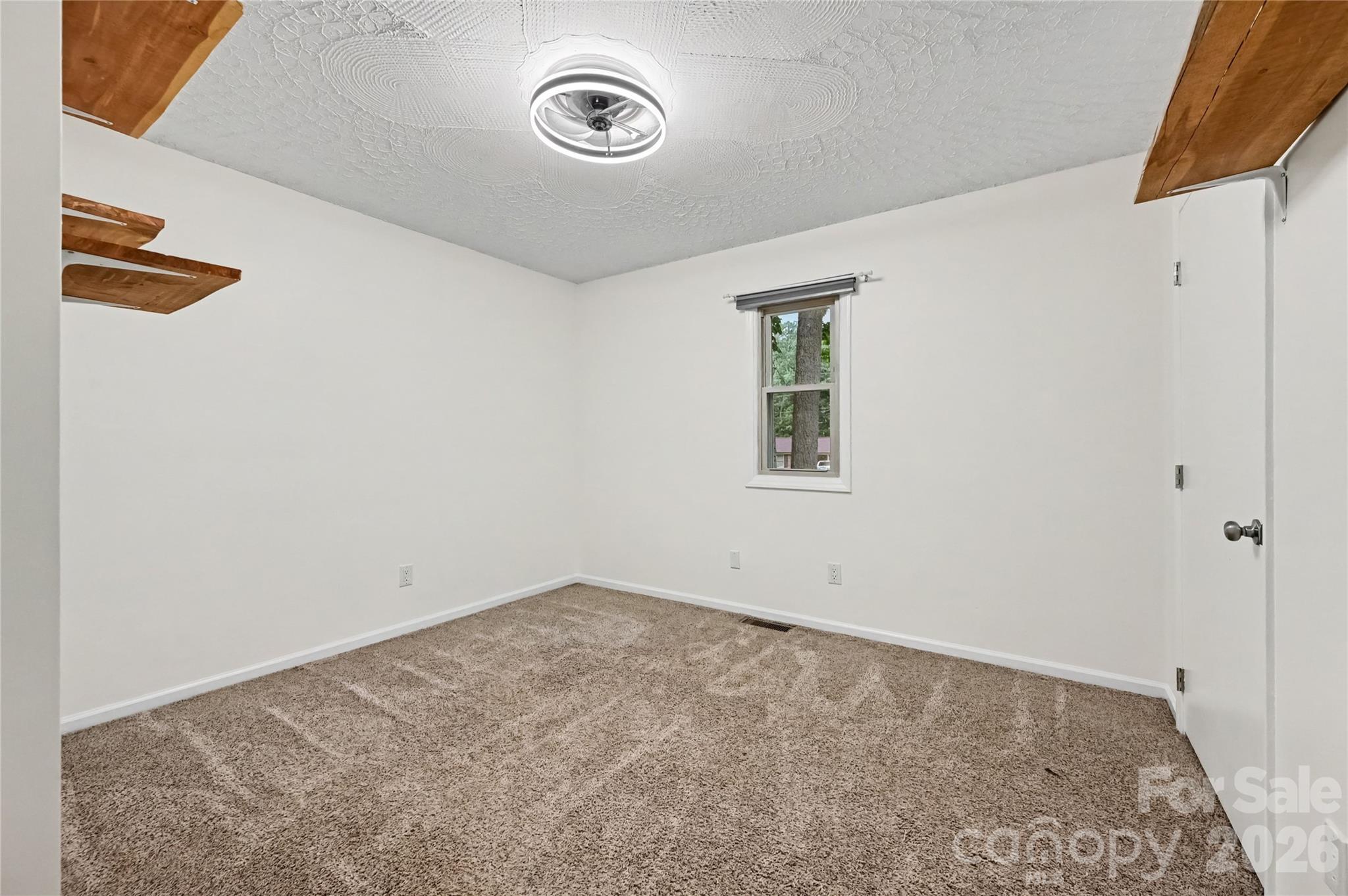 608 Hoyle Street Property Photo 10