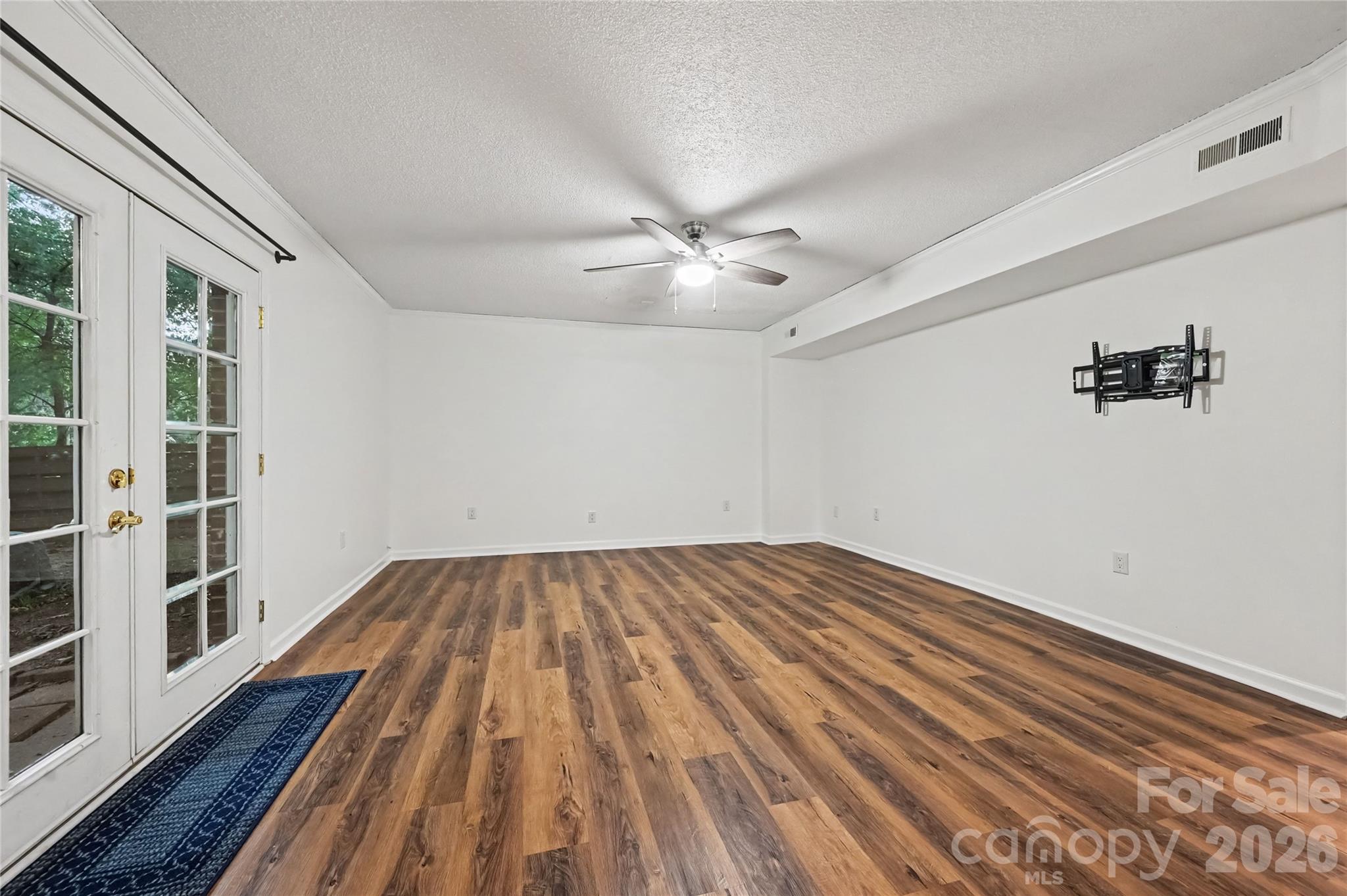 608 Hoyle Street Property Photo 15