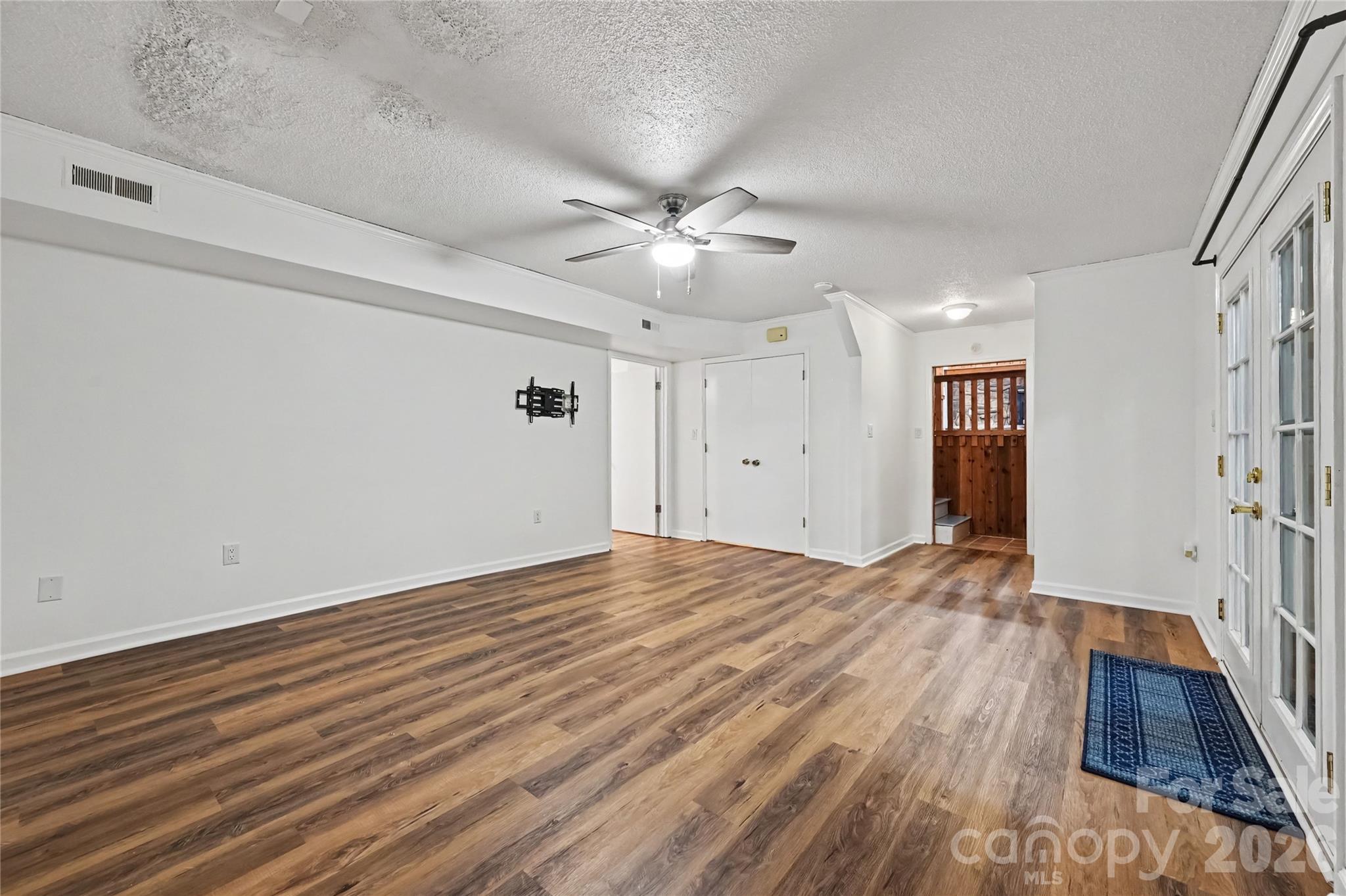 608 Hoyle Street Property Photo 16