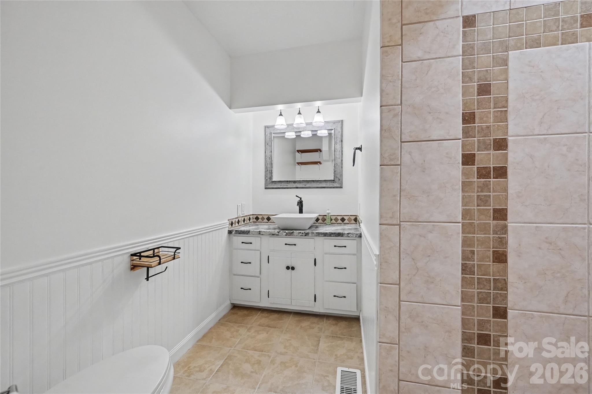 608 Hoyle Street Property Photo 20