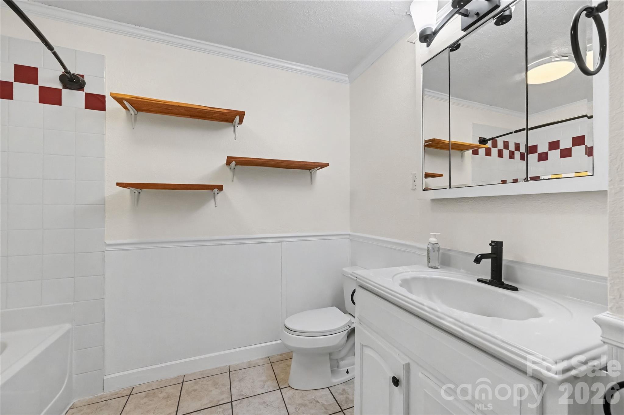 608 Hoyle Street Property Photo 22