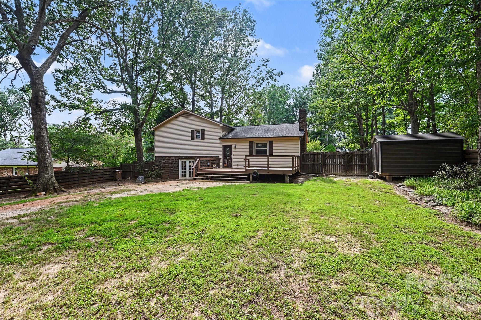 608 Hoyle Street Property Photo 27