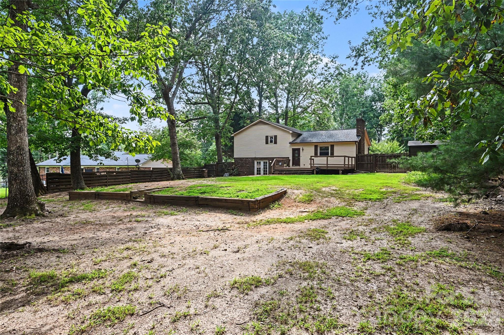 608 Hoyle Street Property Photo 28