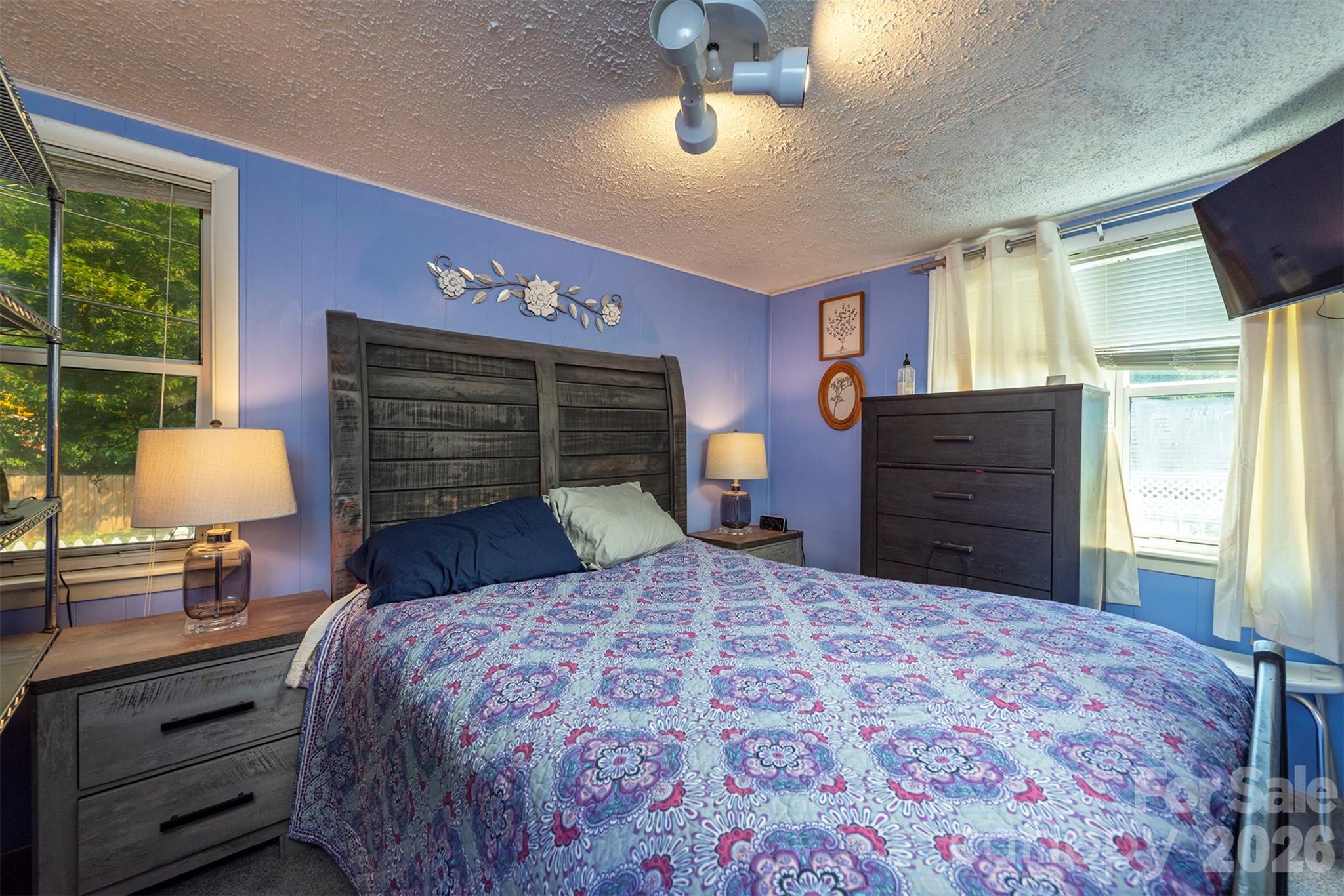 8 First Street Property Photo 6