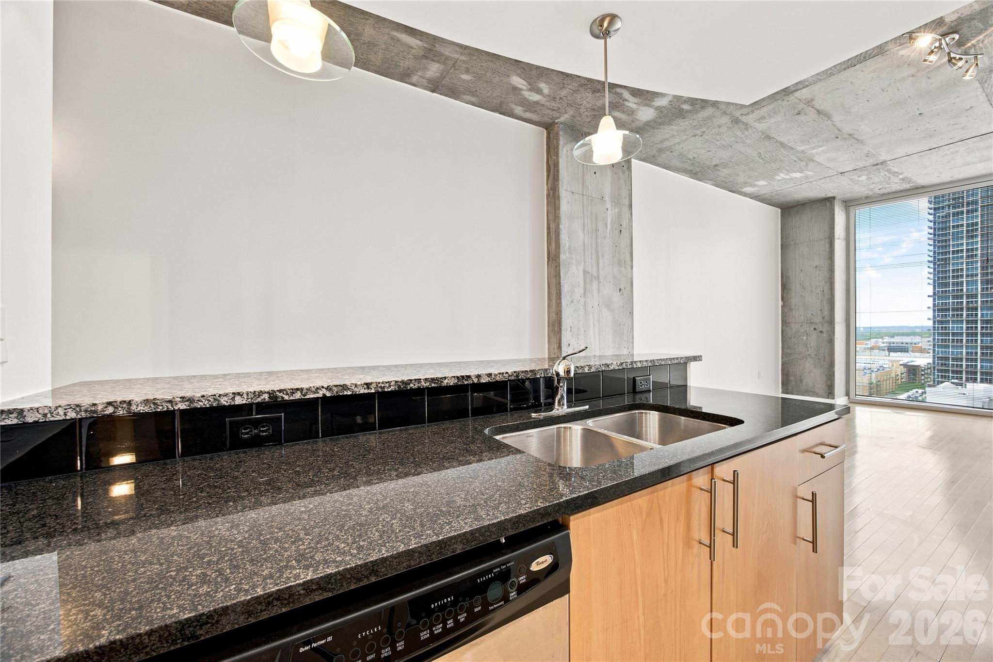 210 N Church Street 1606 Property Photo 7