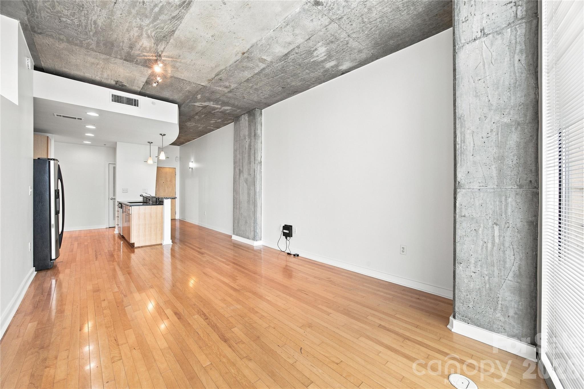 210 N Church Street 1606 Property Photo 11