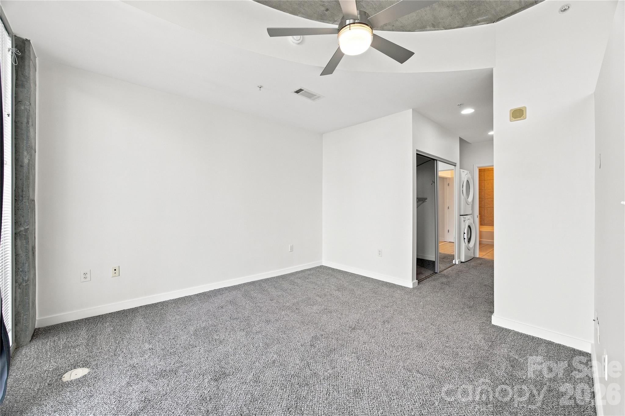 210 N Church Street 1606 Property Photo 13