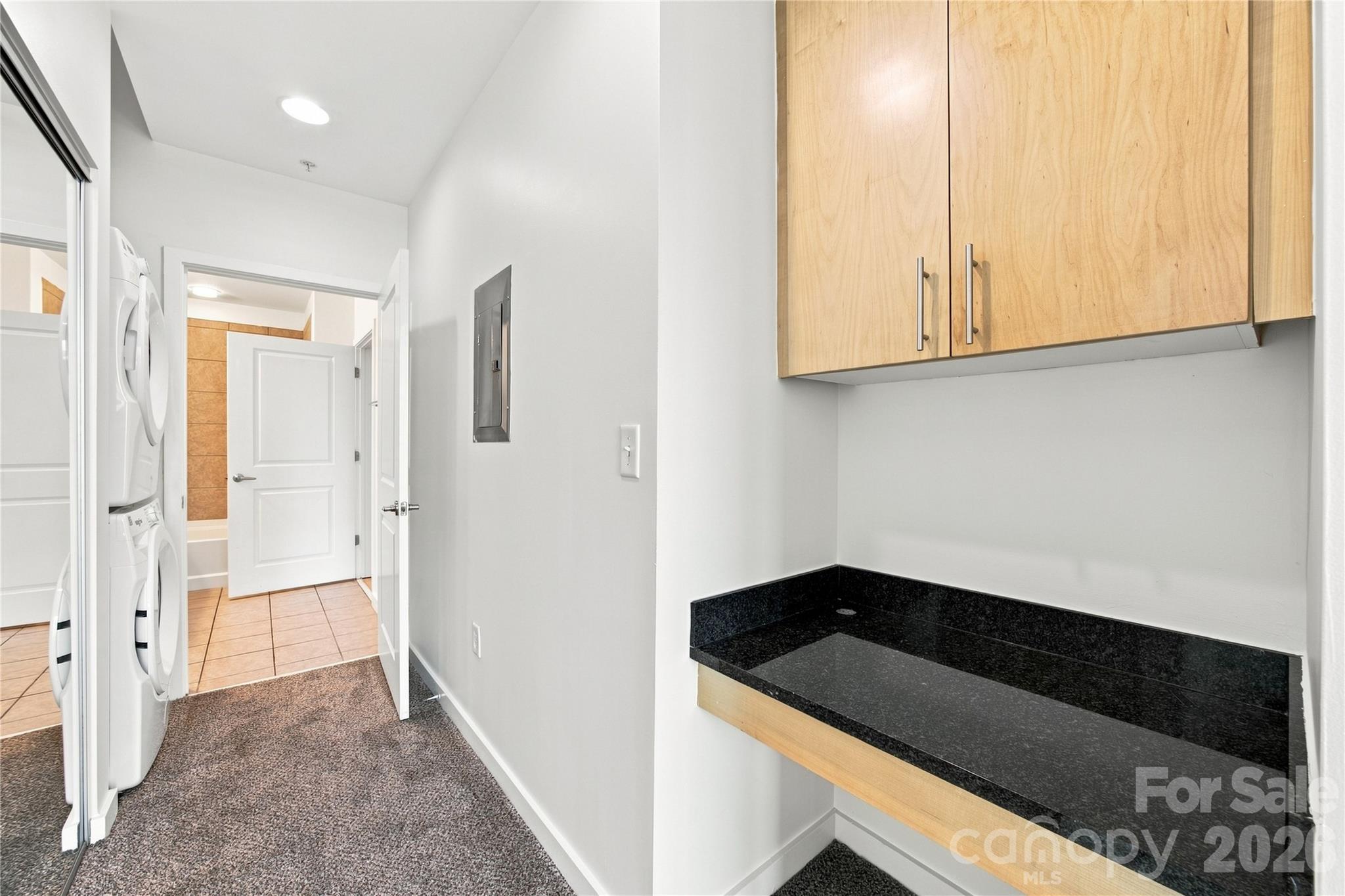 210 N Church Street 1606 Property Photo 17