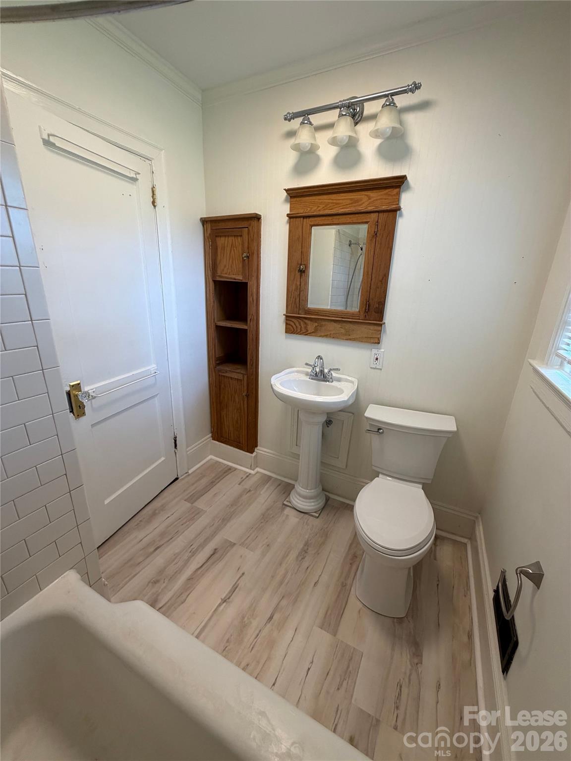 1901 Armstrong Park Drive Property Photo 10