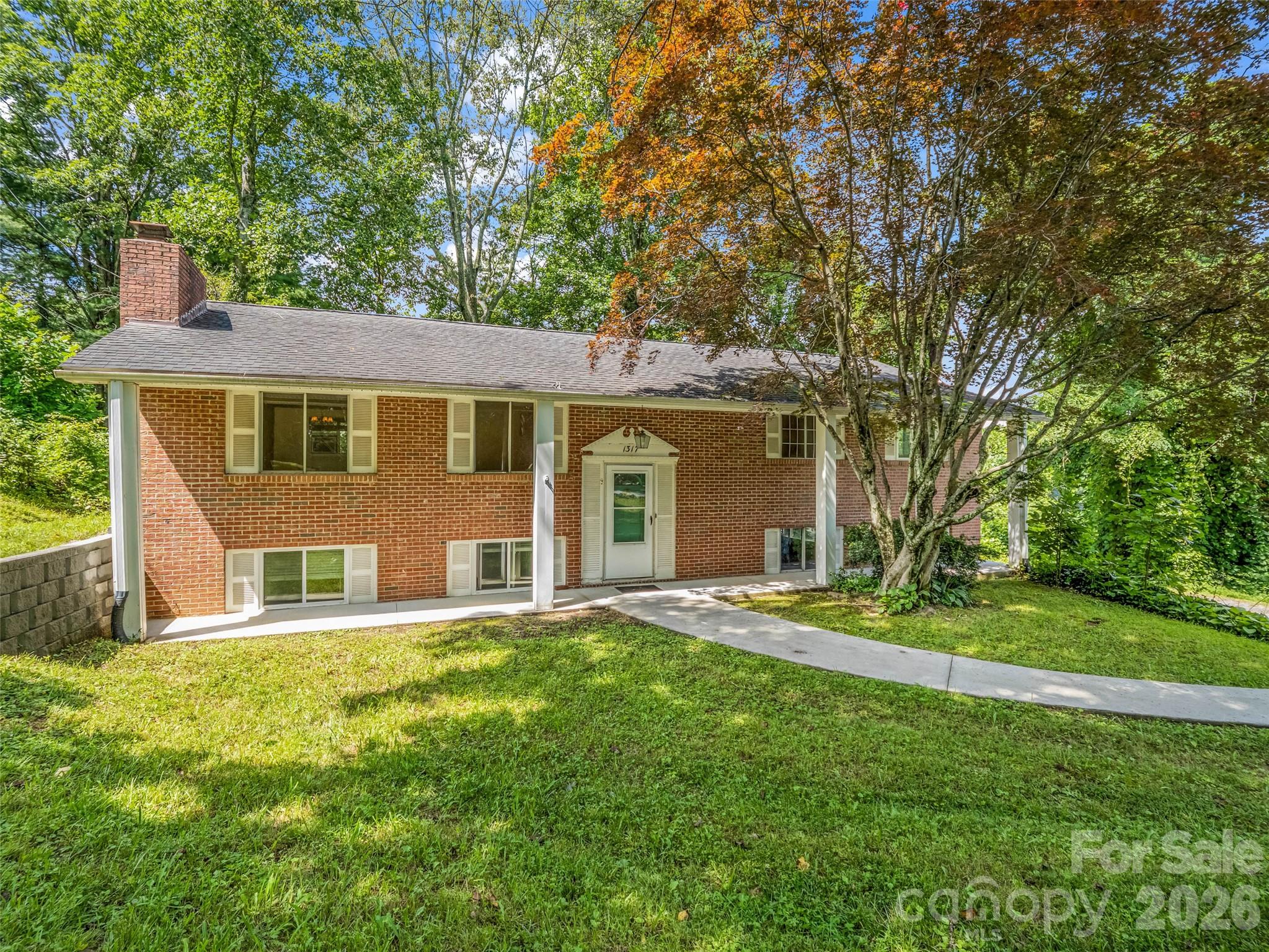 1317 Hyman Avenue Property Photo 2