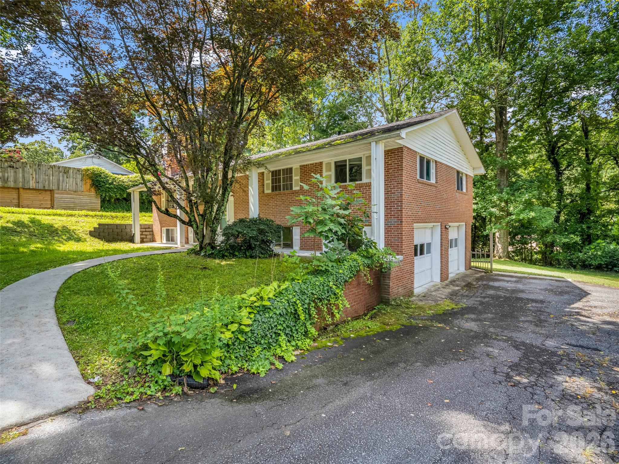 1317 Hyman Avenue Property Photo 6