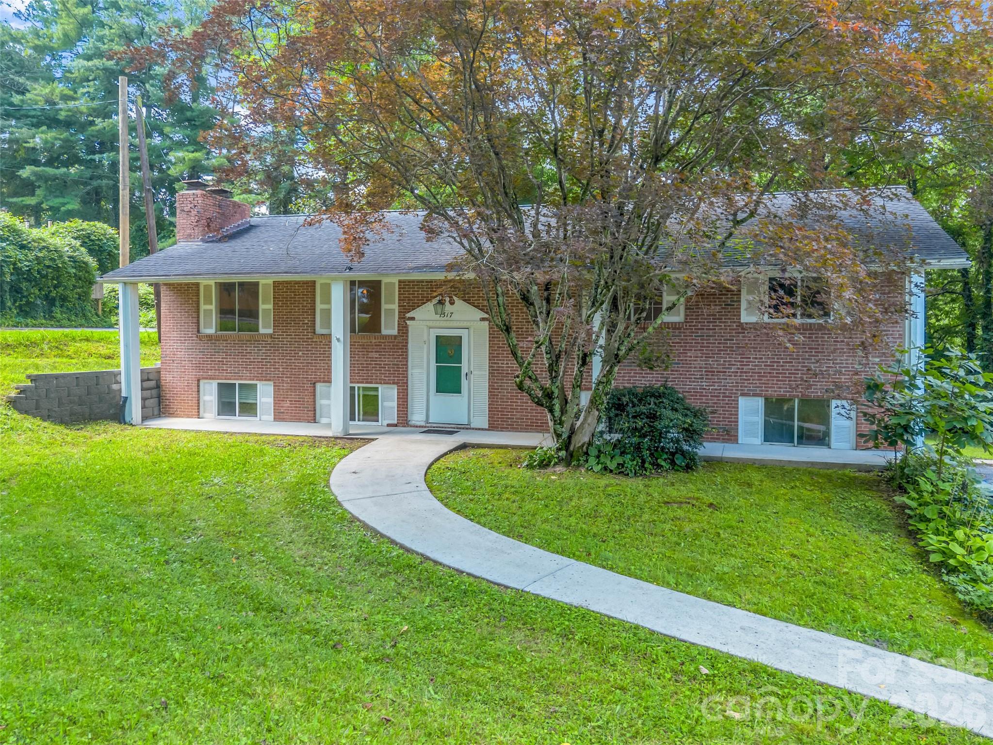 1317 Hyman Avenue Property Photo 9