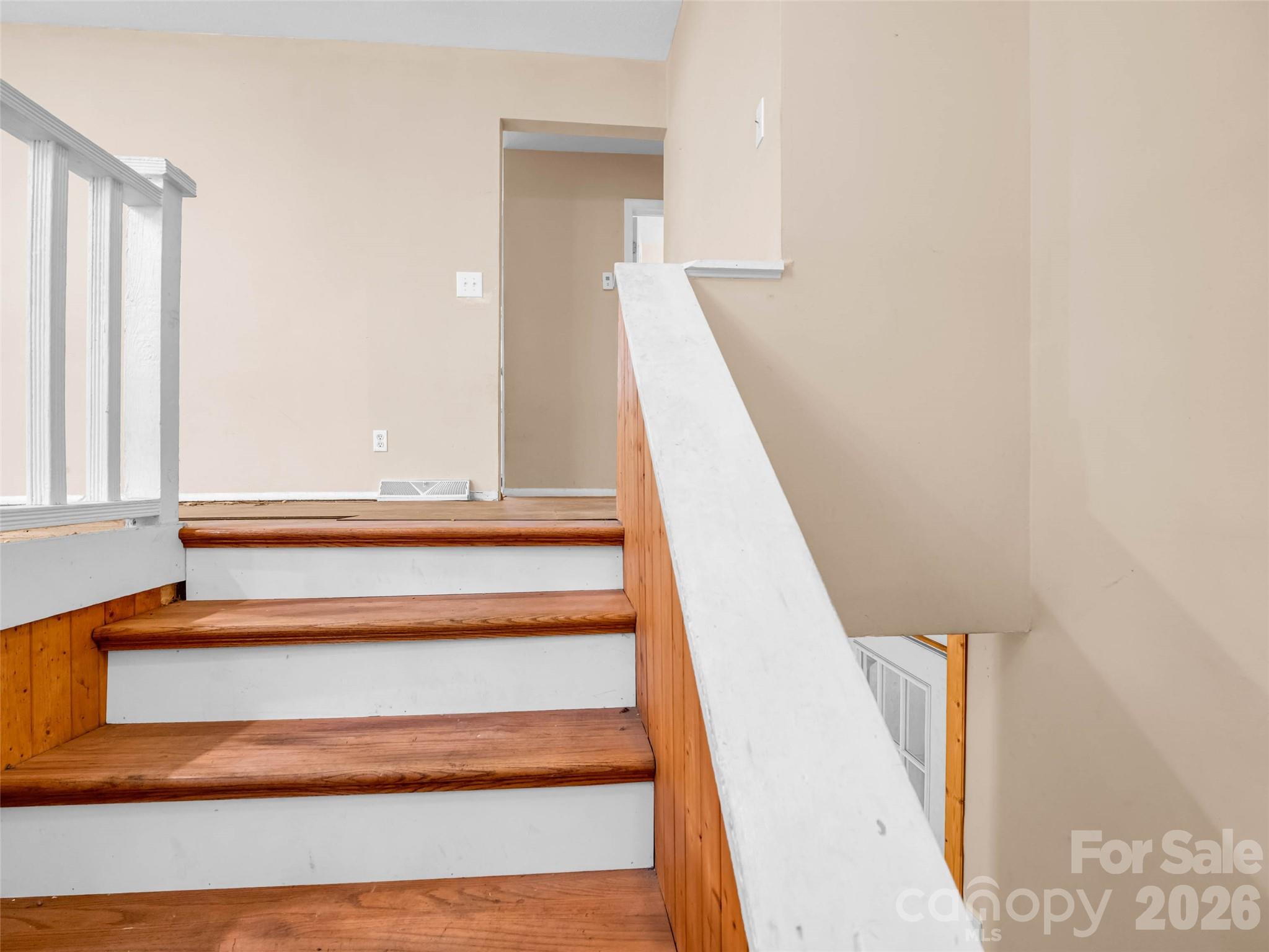 1317 Hyman Avenue Property Photo 11