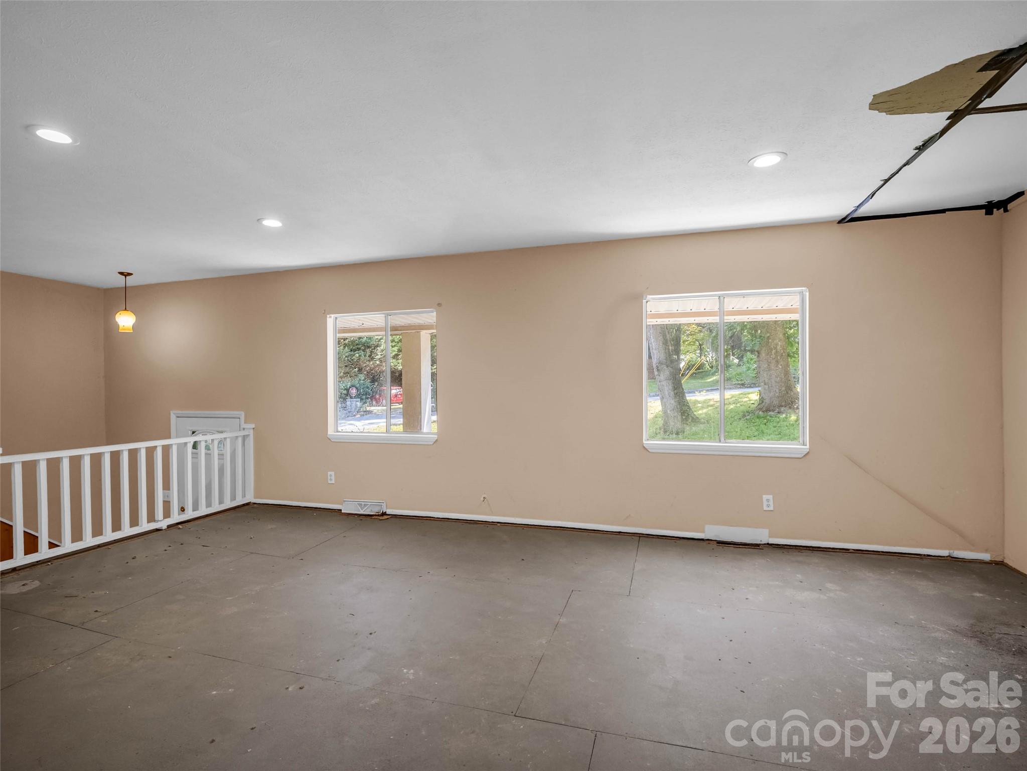 1317 Hyman Avenue Property Photo 14