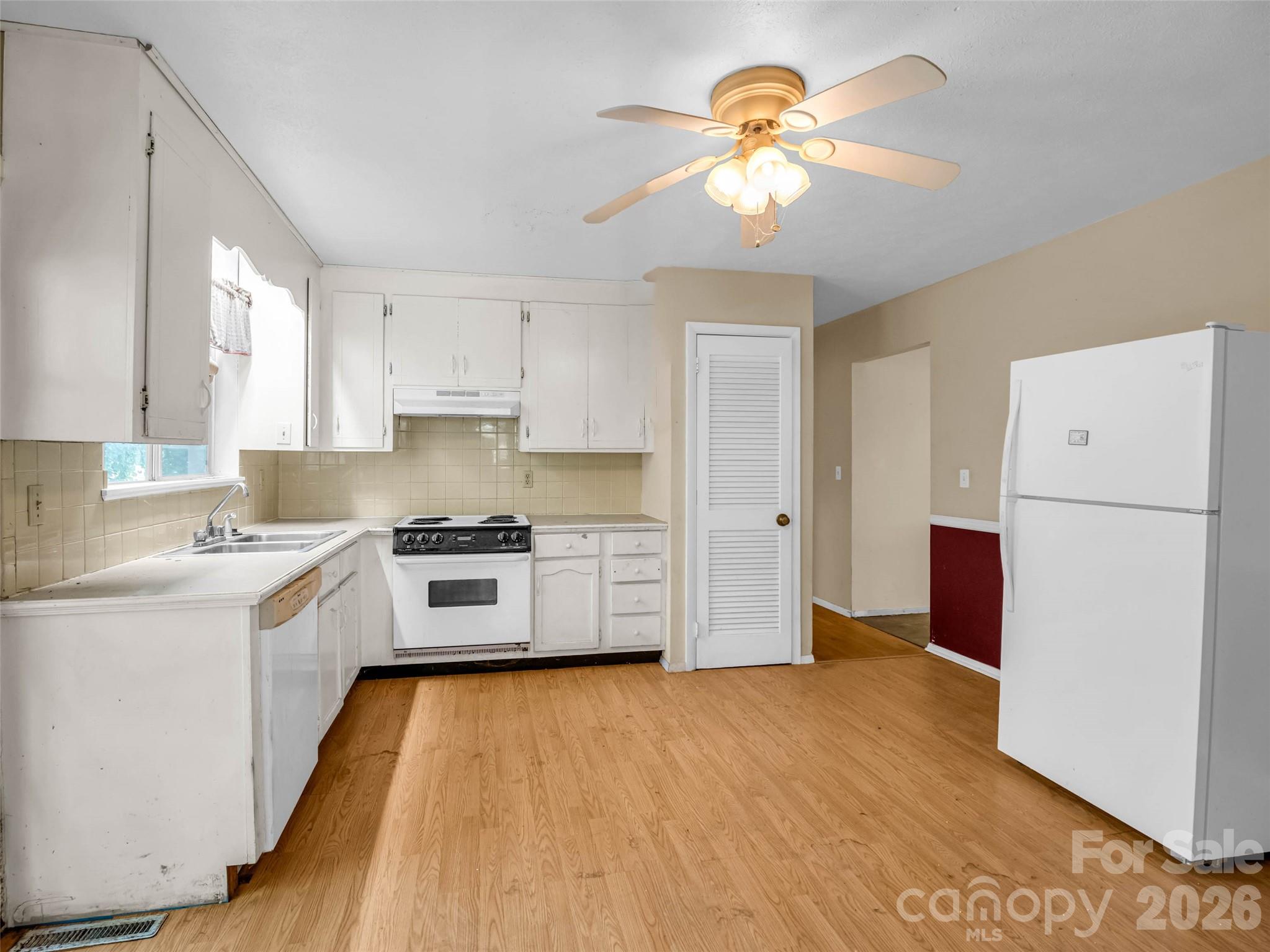 1317 Hyman Avenue Property Photo 17