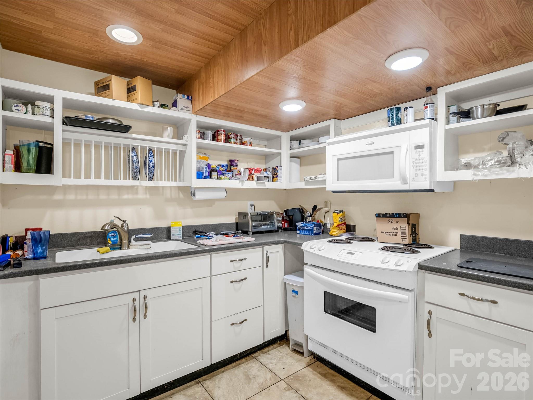 1317 Hyman Avenue Property Photo 33