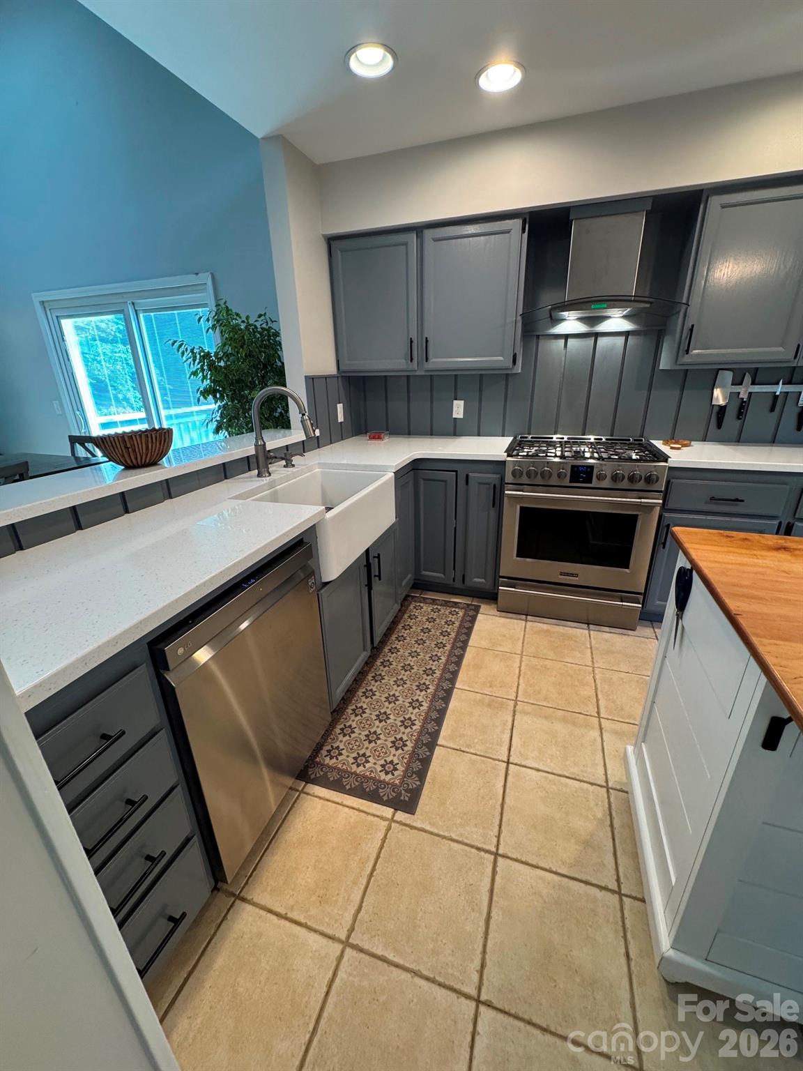 501 Independence Trail Property Photo 13
