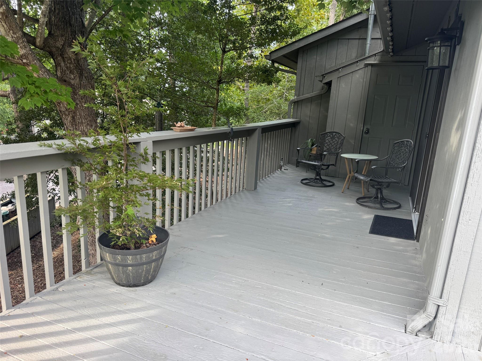 501 Independence Trail Property Photo 36