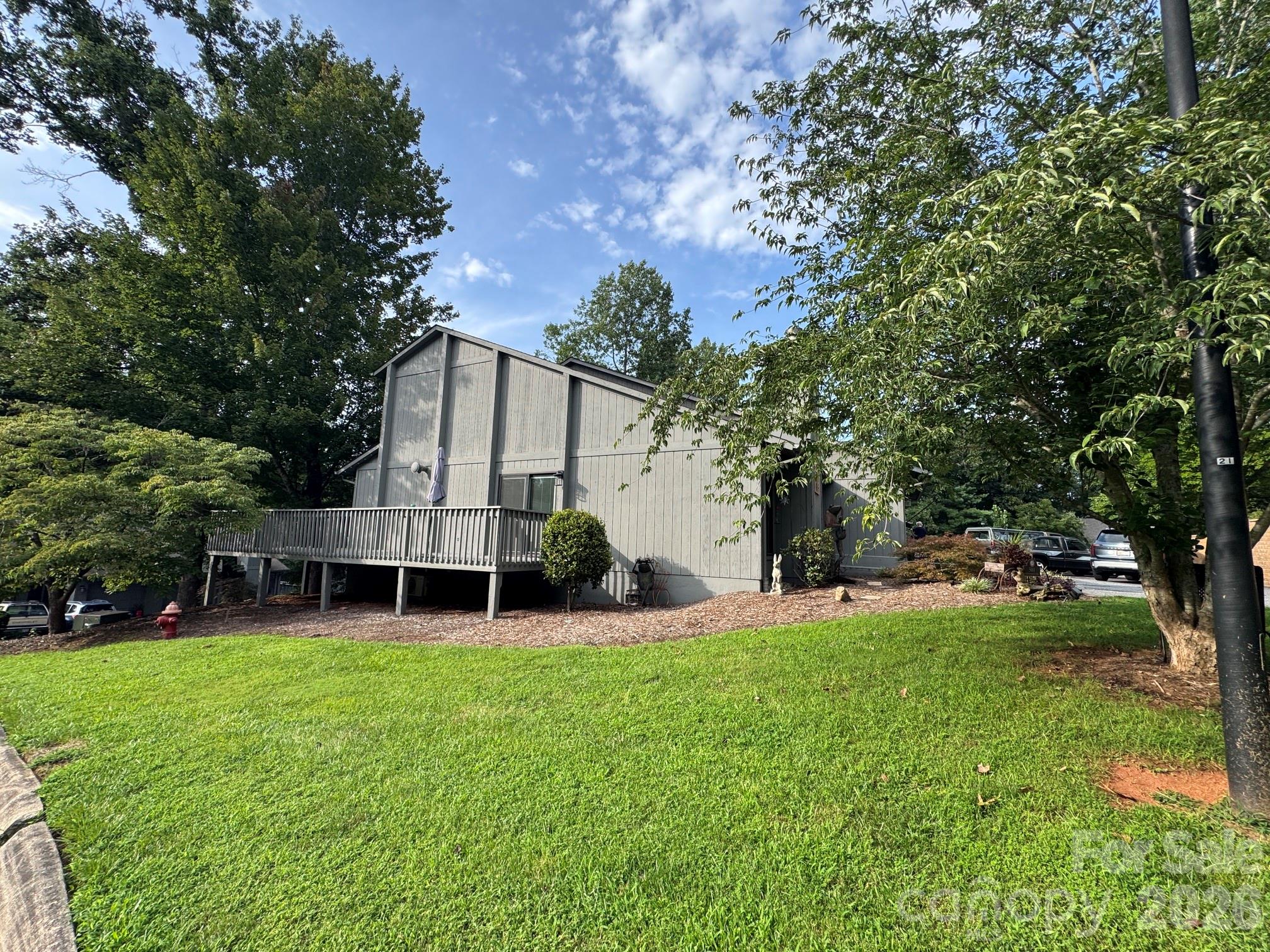501 Independence Trail Property Photo 39