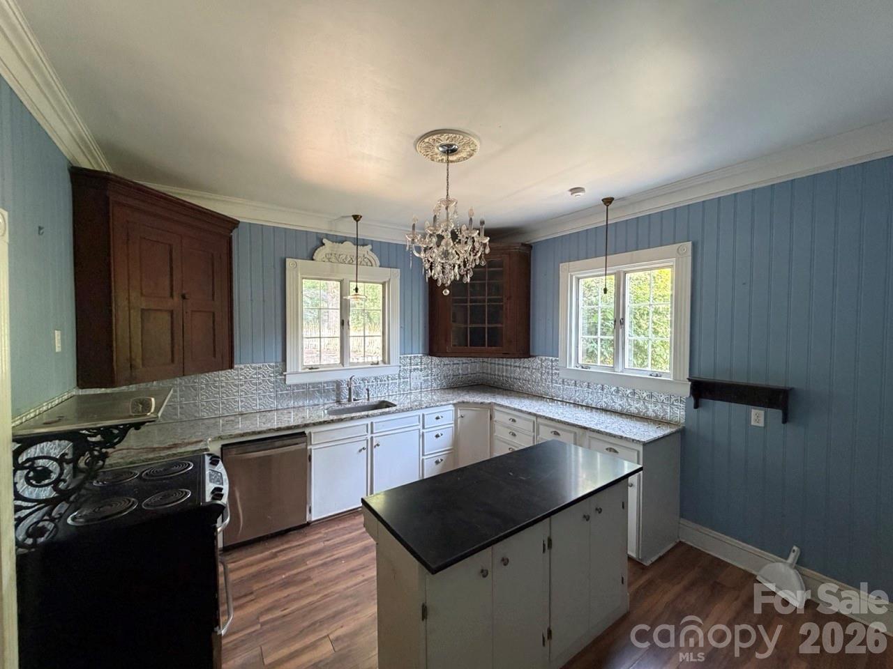 206 Rose Terrace Property Photo 10