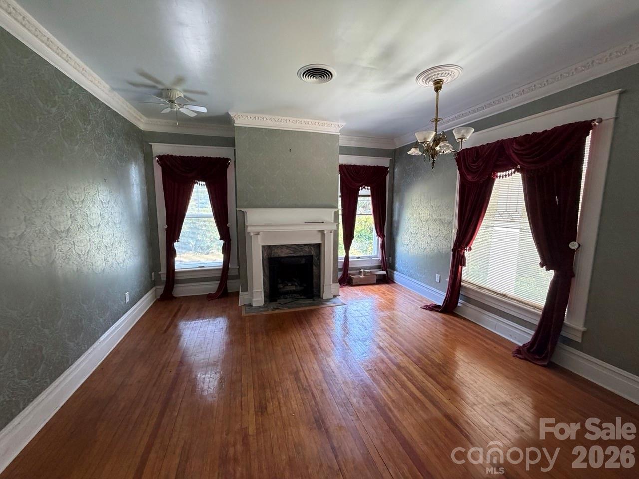 206 Rose Terrace Property Photo 19