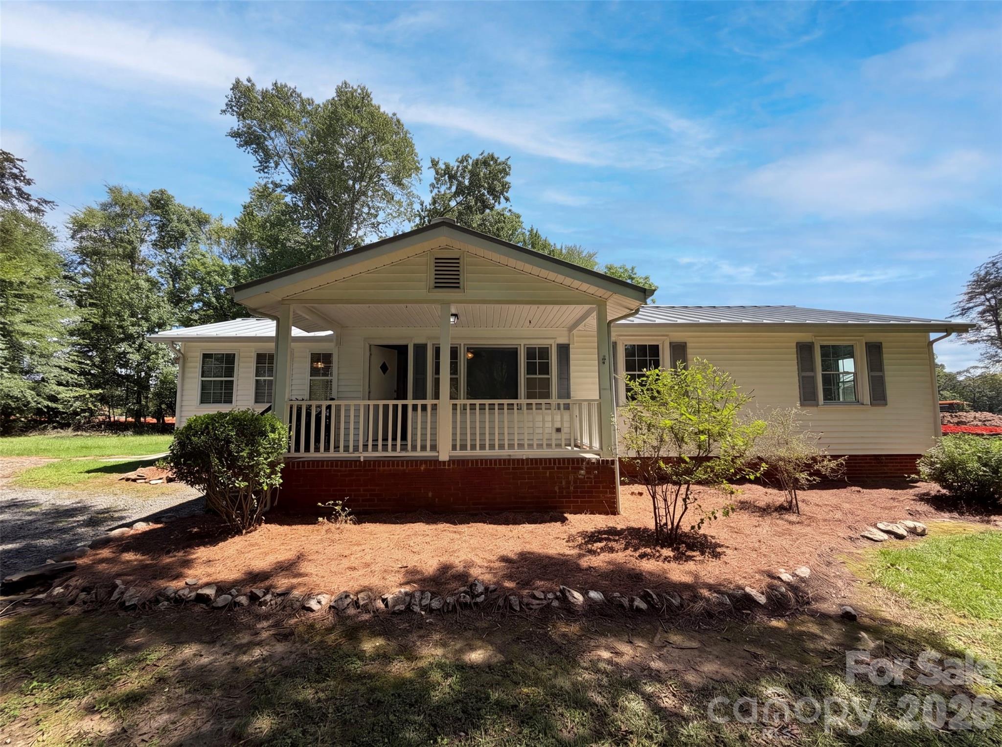 5100 Robinwood Drive Property Photo 1