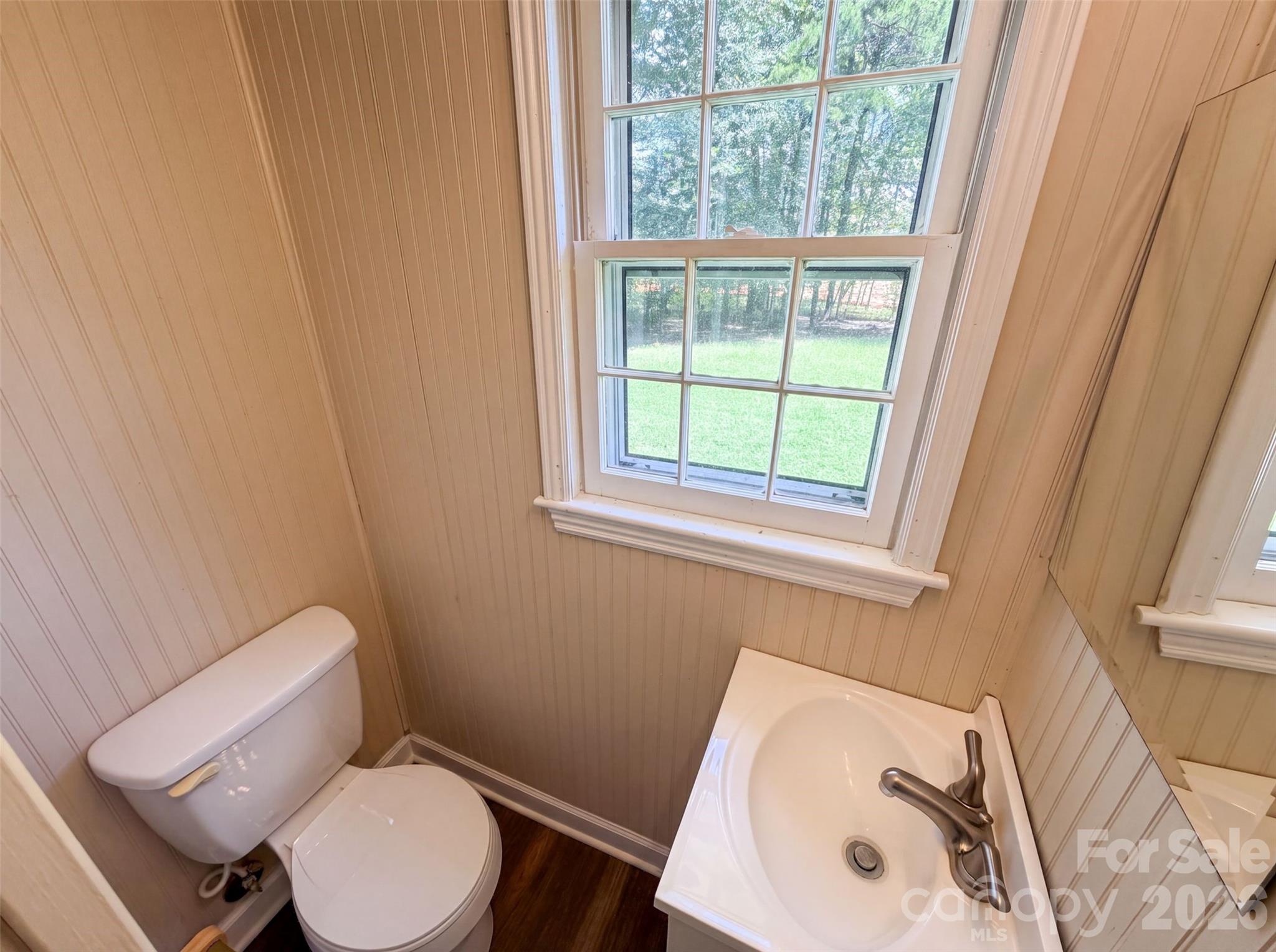 5100 Robinwood Drive Property Photo 12