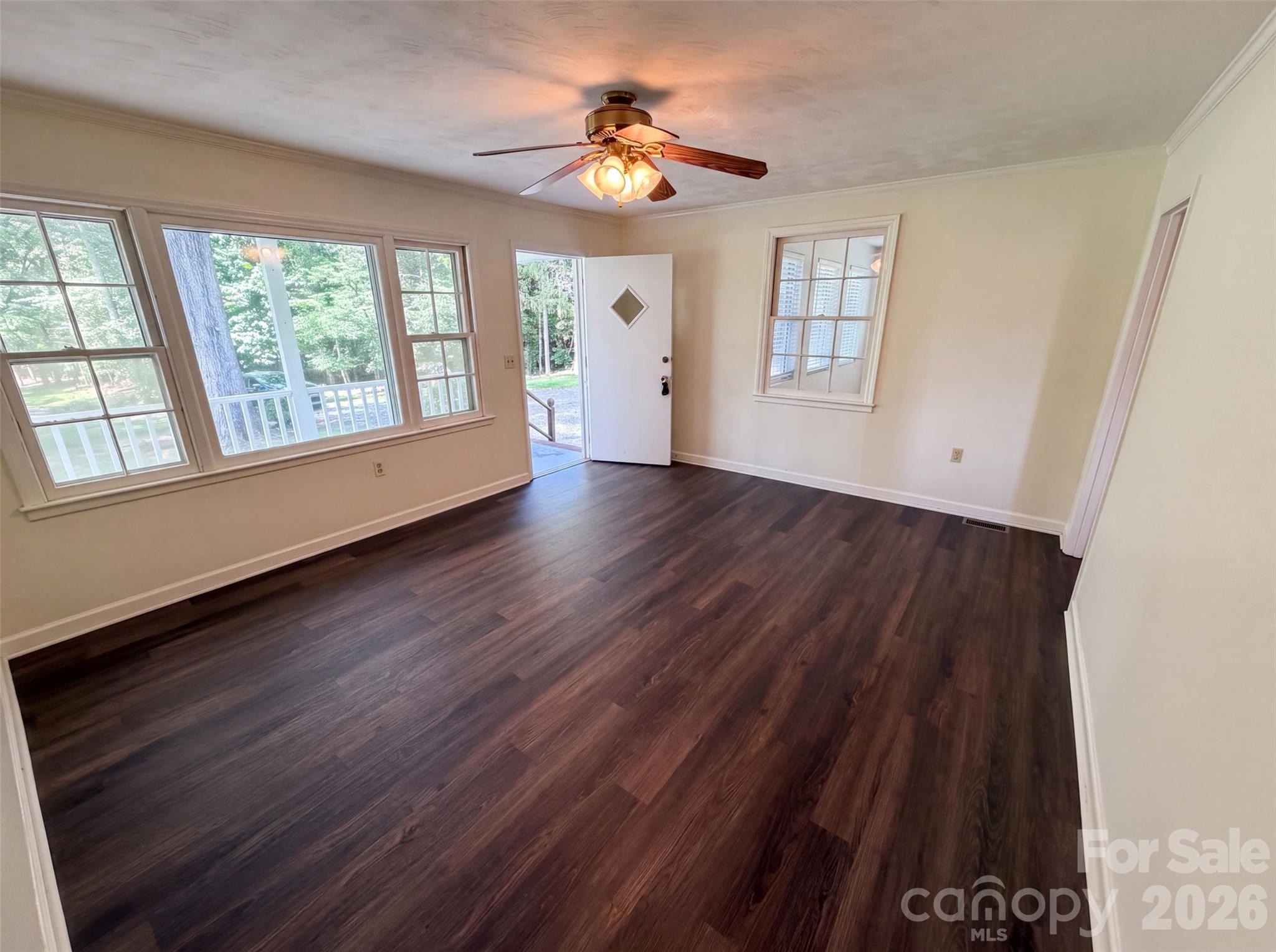 5100 Robinwood Drive Property Photo 17