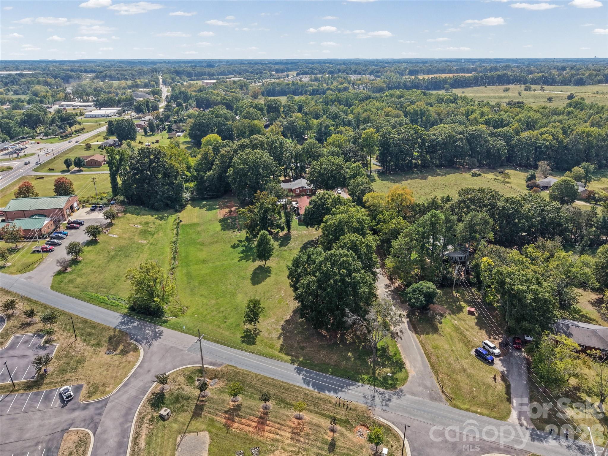 107 Maple Hill Road Property Photo 1