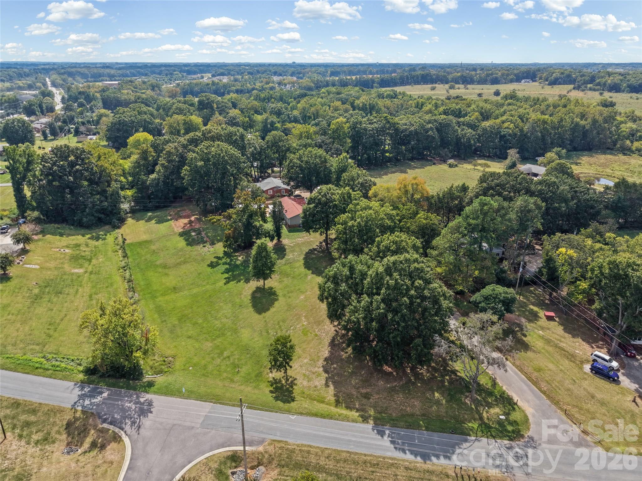 107 Maple Hill Road Property Photo 4