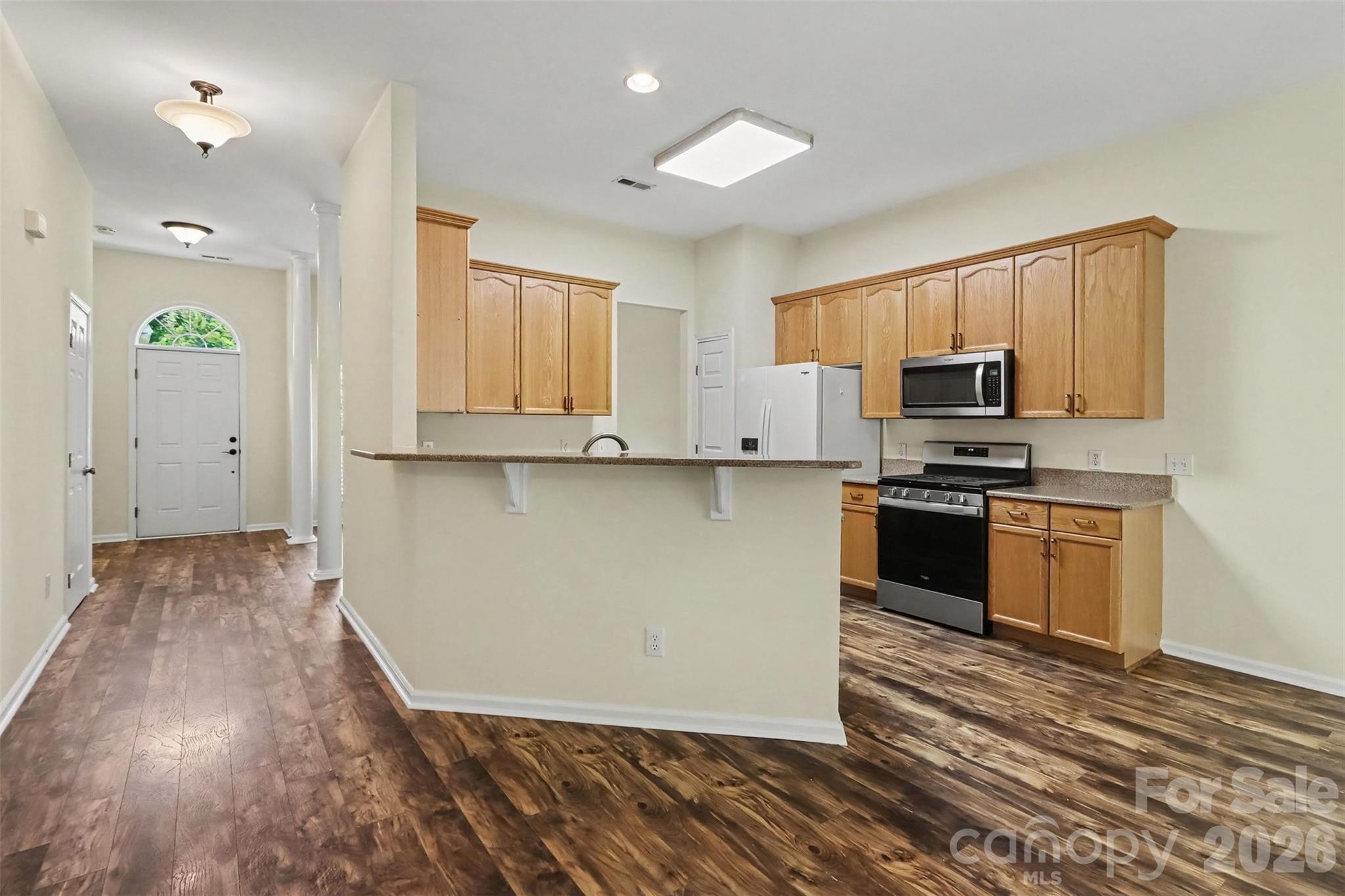 1132 Gower Street Property Photo 10