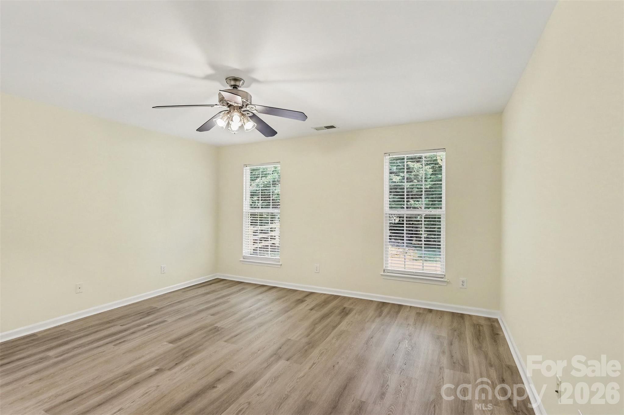 1132 Gower Street Property Photo 19