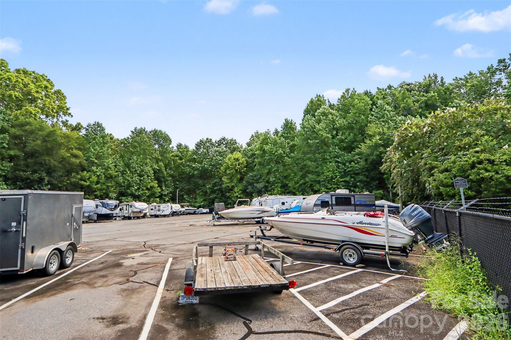 1132 Gower Street Property Photo 35